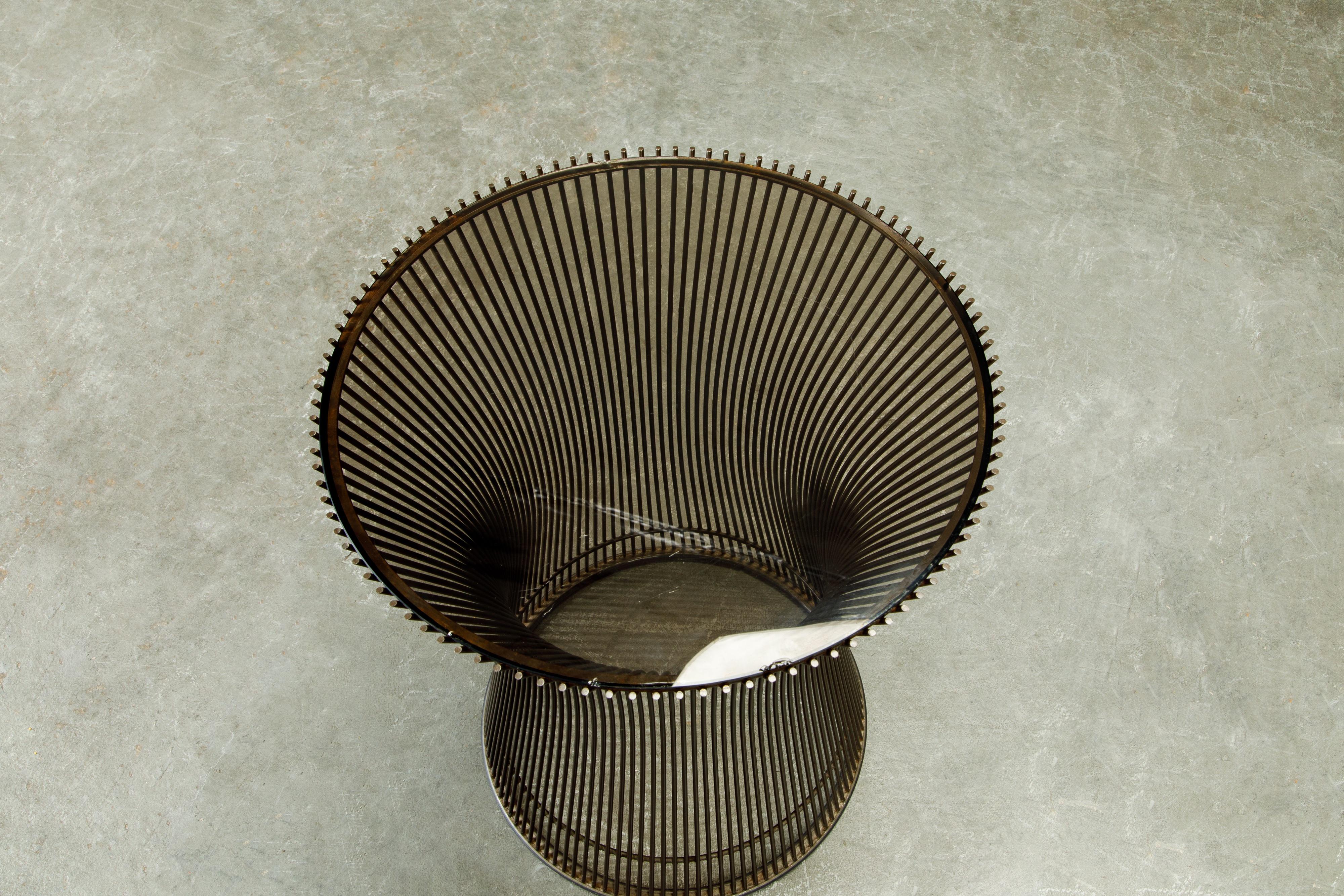 Bronze Wire Side Table by Warren Platner for Knoll International, circa 1968 In Good Condition In Los Angeles, CA