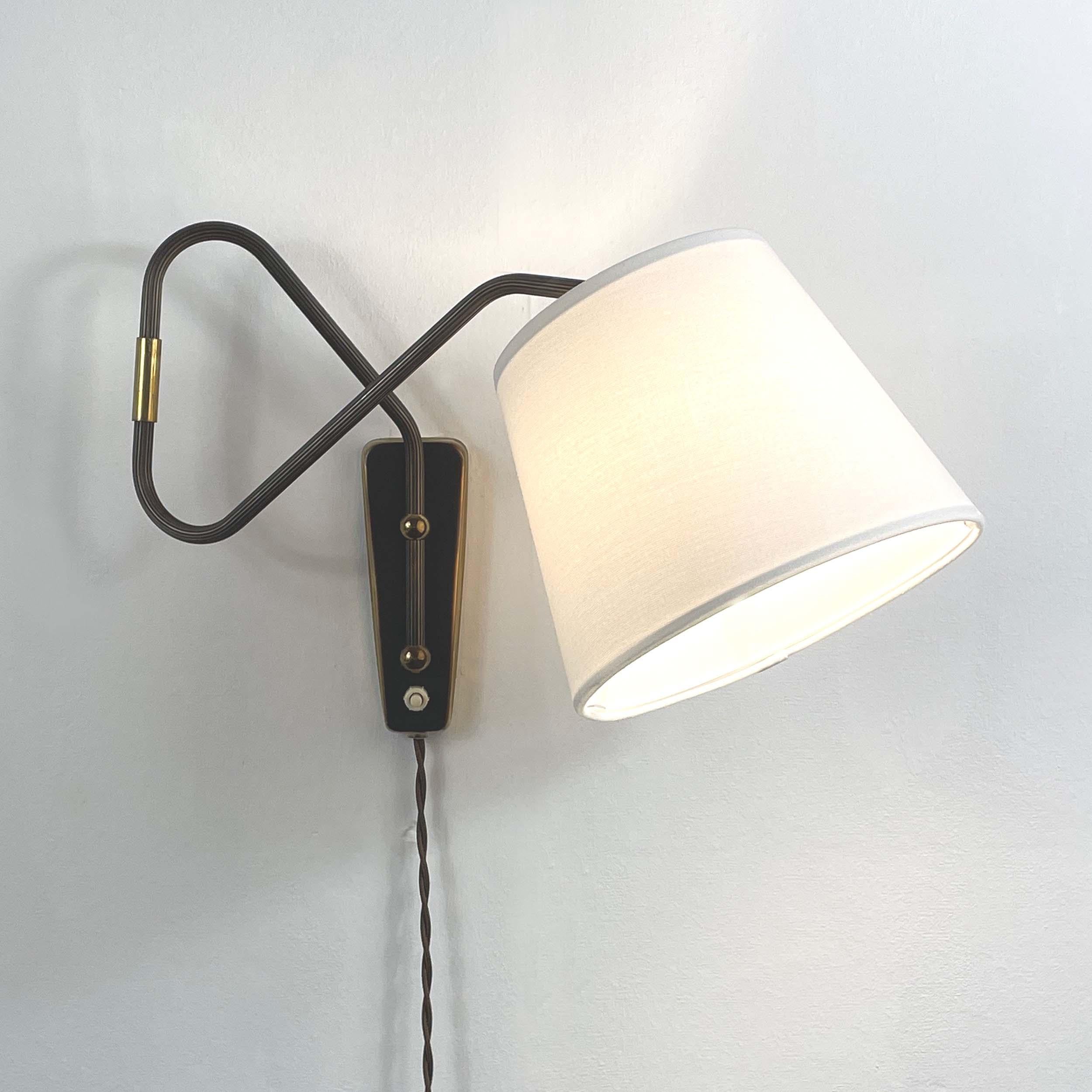 Aplique articulado y extensible de latón bronceado by Cosack, Años 50 en venta 5