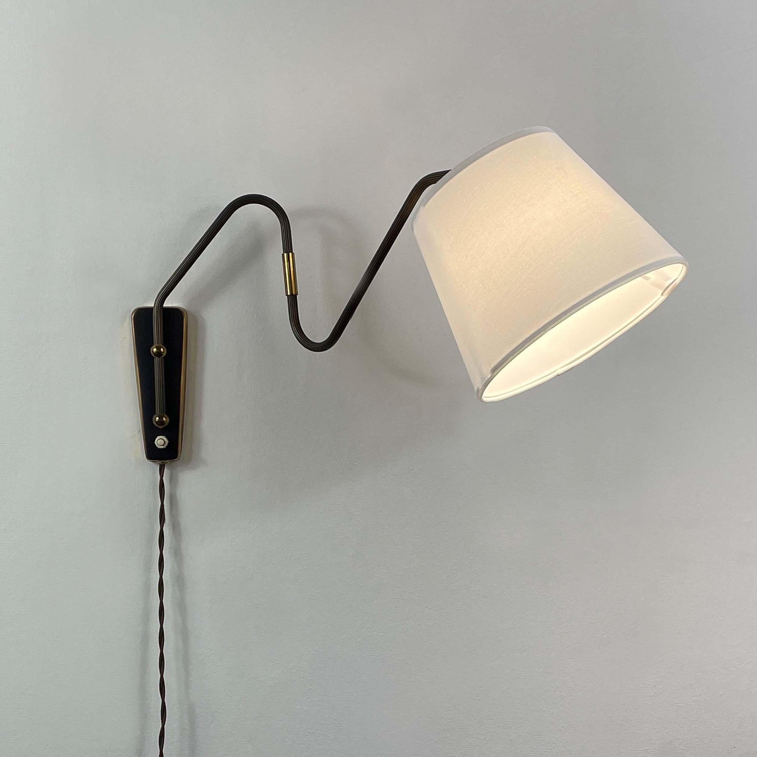 Aplique articulado y extensible de latón bronceado by Cosack, Años 50 en venta 7