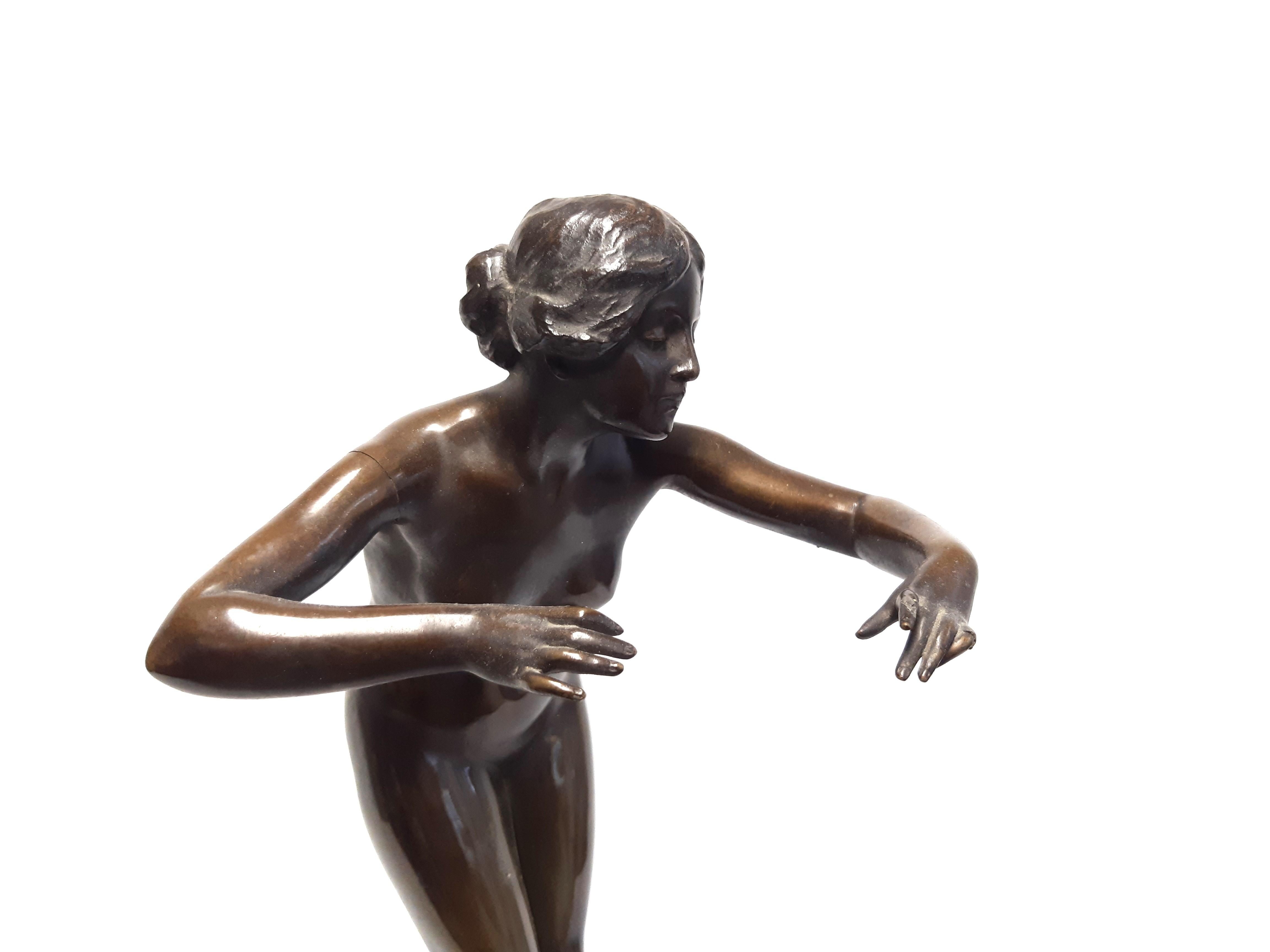 Art Nouveau Bronzefigur Akt von Victor Heinrich Seifert For Sale