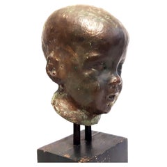 Bronzekopf eines Kleinkindes