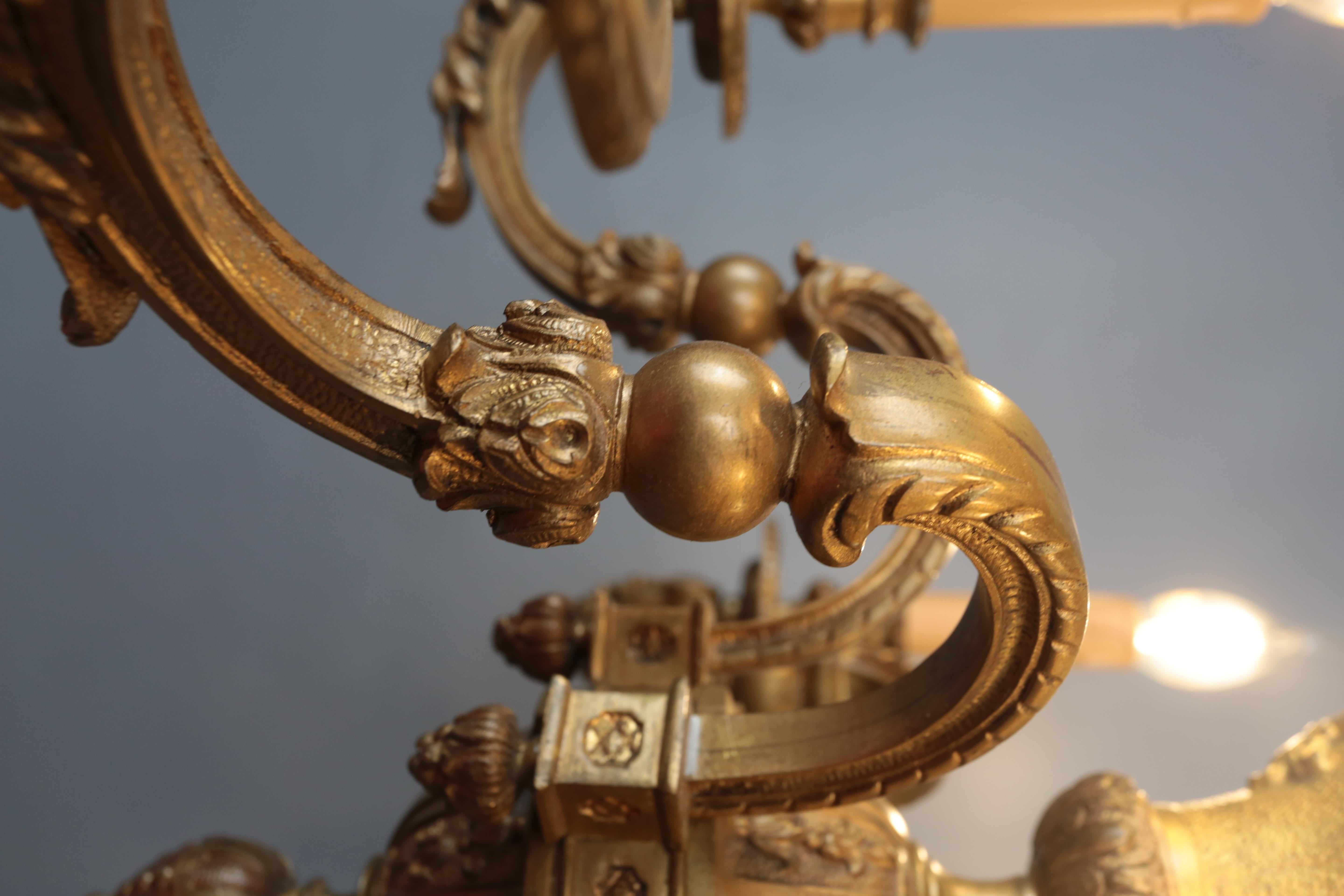 Mazarin-Bronze-Kronleuchter, antiker Kronleuchter im Louis XIV.-Stil des 19. Jahrhunderts.  im Angebot 2