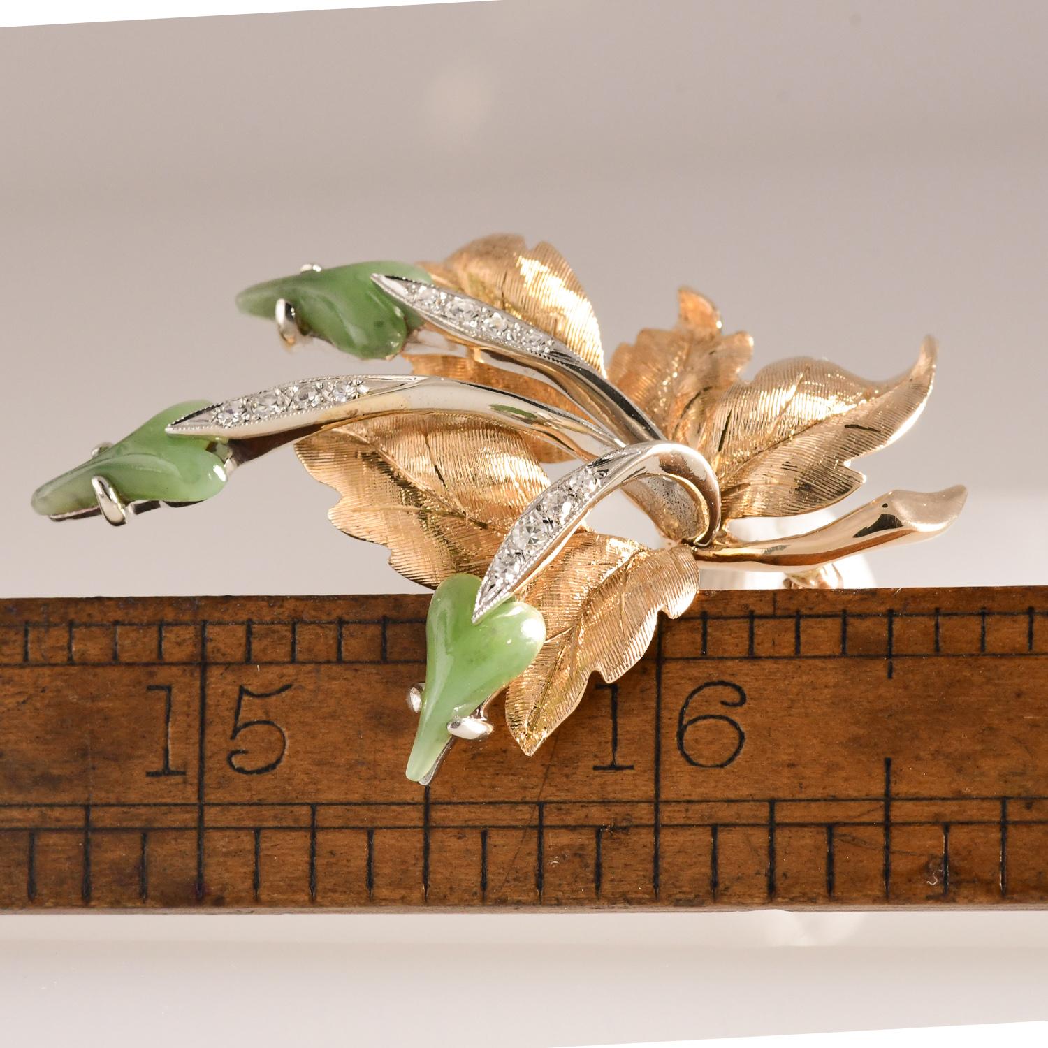 Brooch 14k Yg Leaf Shaped Jade Blossoms, Diamond Stems, Intricate Gold Carved For Sale 1