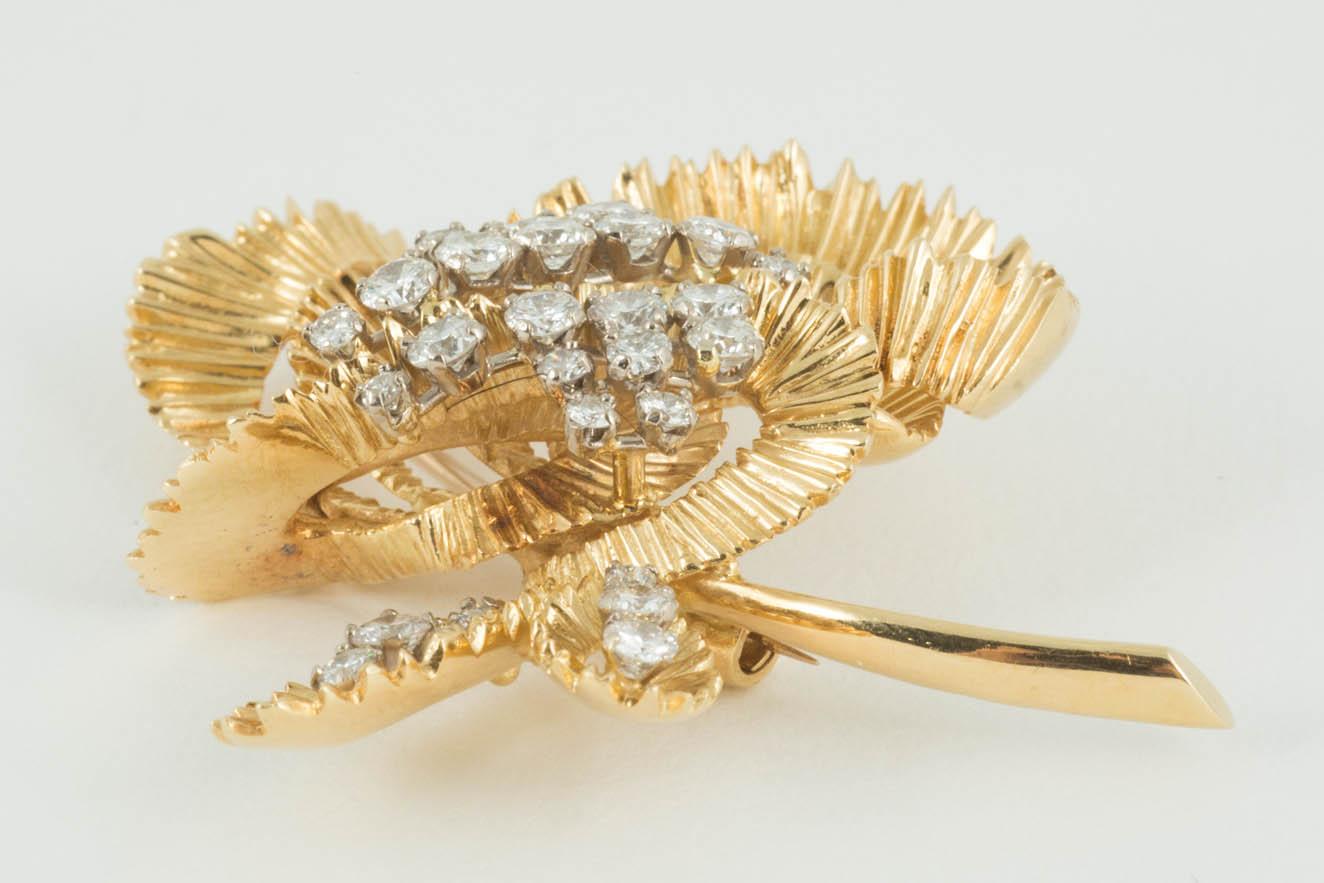 Kutchinsky Diamond Spray Brooch in 18 Carat Textured Gold, London 1968 For Sale 2