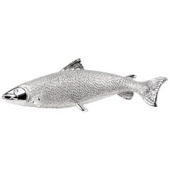 Vintage Brooch of a Salmon in 18 Carat White Gold with a Diamond Eye, English circa 1980