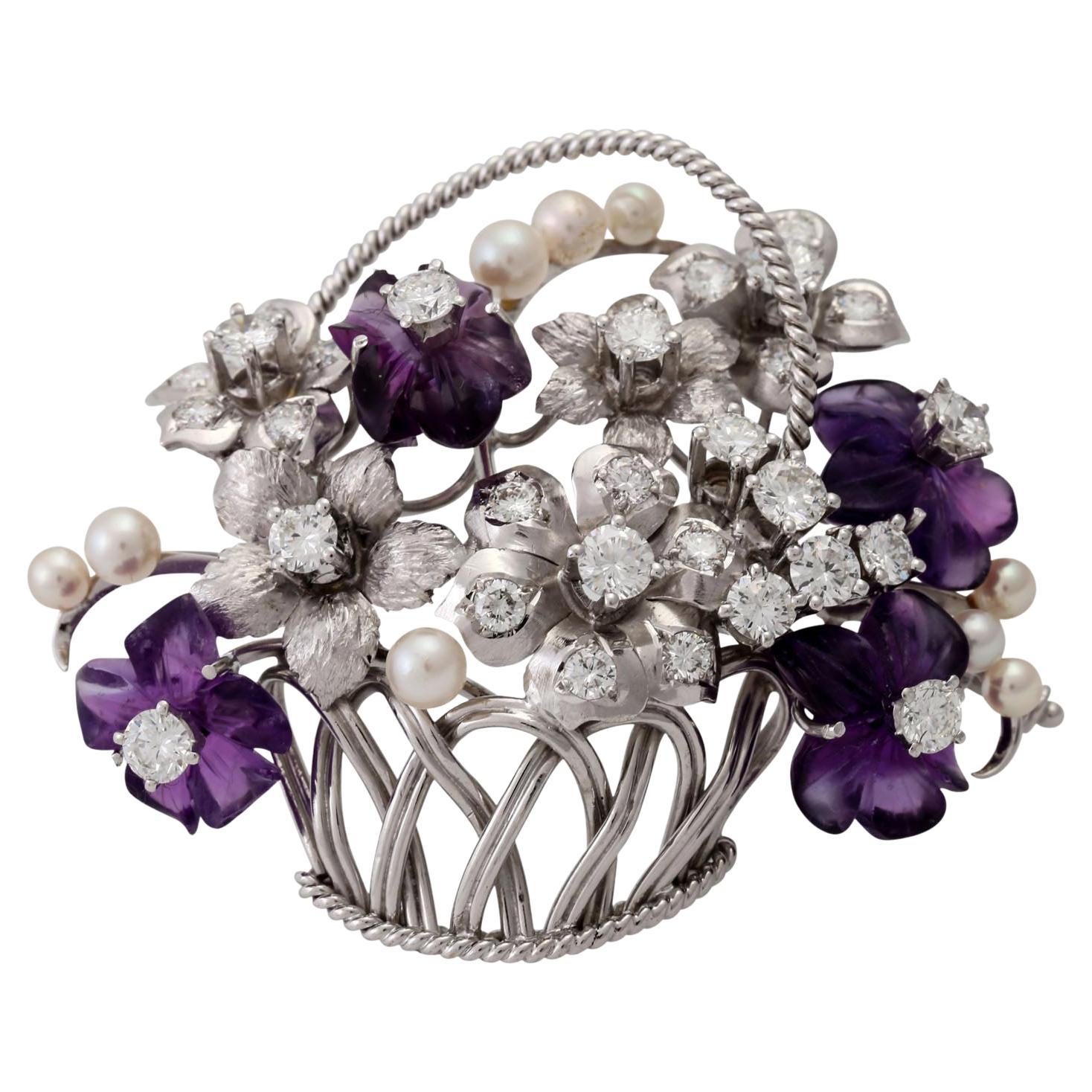 Brooch "Bouquet of Flowers" with Brilliant-Cut Diamonds Total Approx. 2.6 Ct For Sale