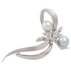Brooch "Bow"