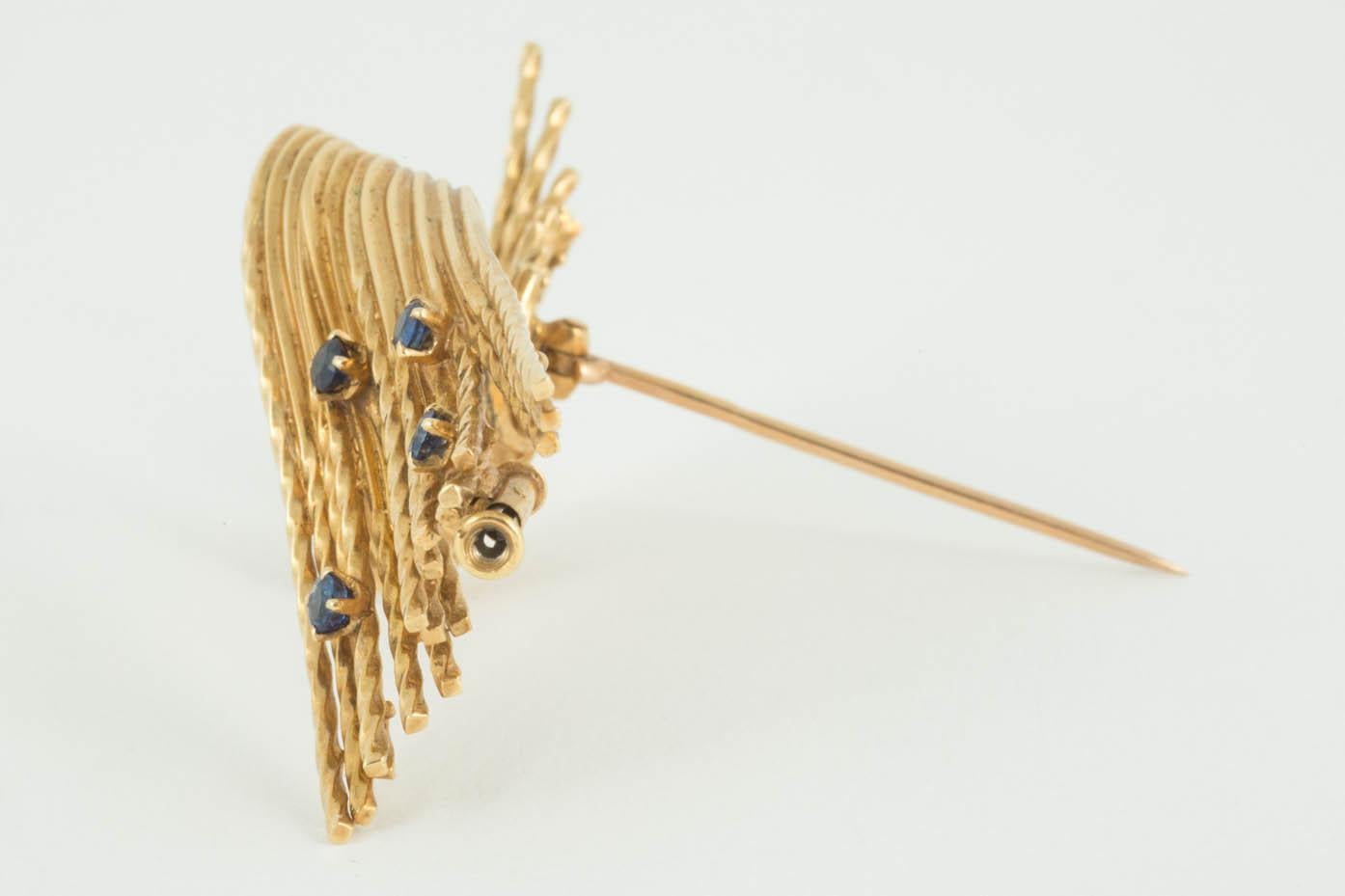 Chaumet of Paris Brooch of Abstract Design, Gold & Sapphires, French, circa 1950 In Good Condition For Sale In London, GB