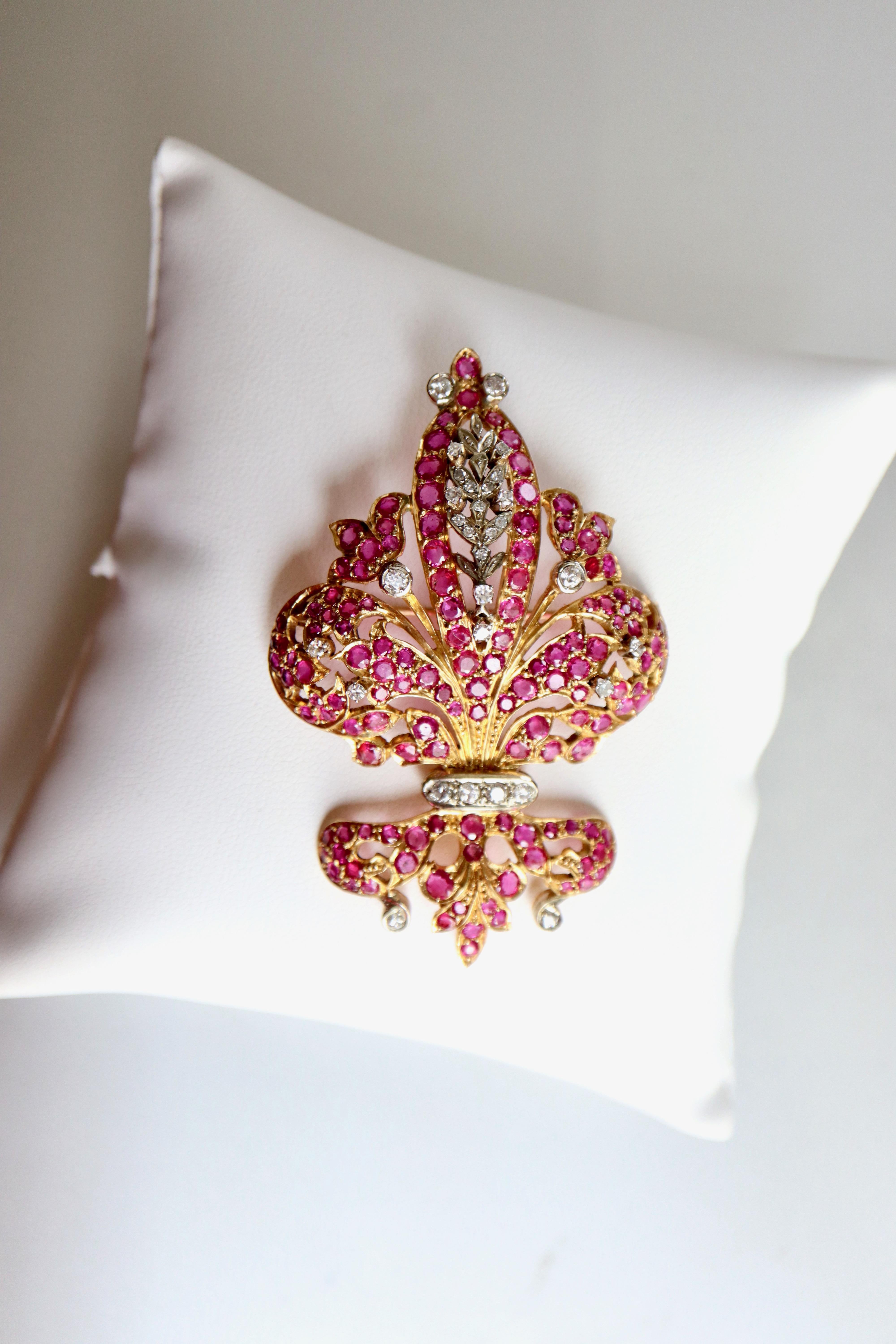Brooch Heraldic Lily in 18 Kt Gold, Rubies Diamonds For Sale 3
