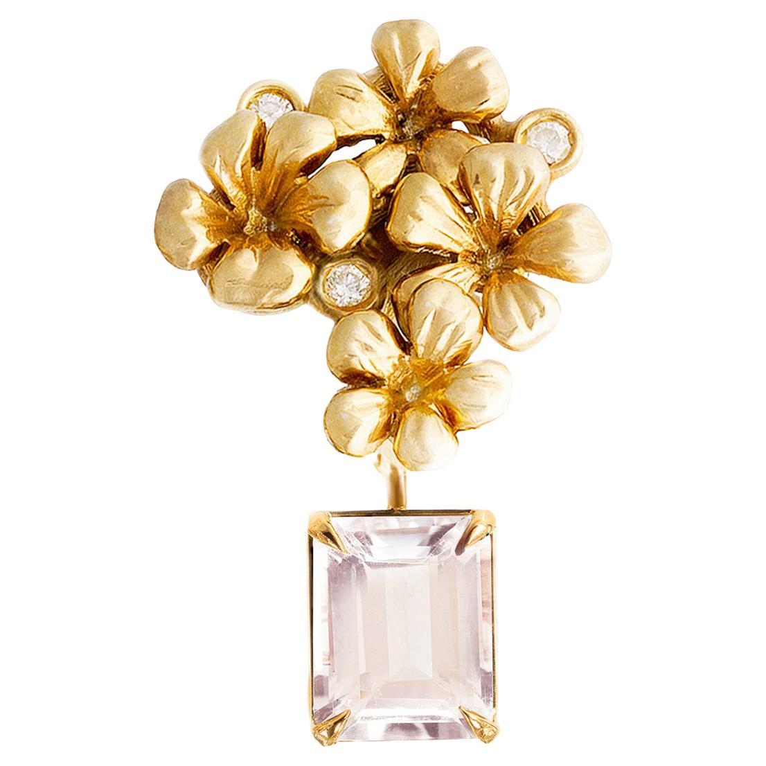 Brooch in 18 Karat Yellow Gold with Natural Morganite and Diamonds