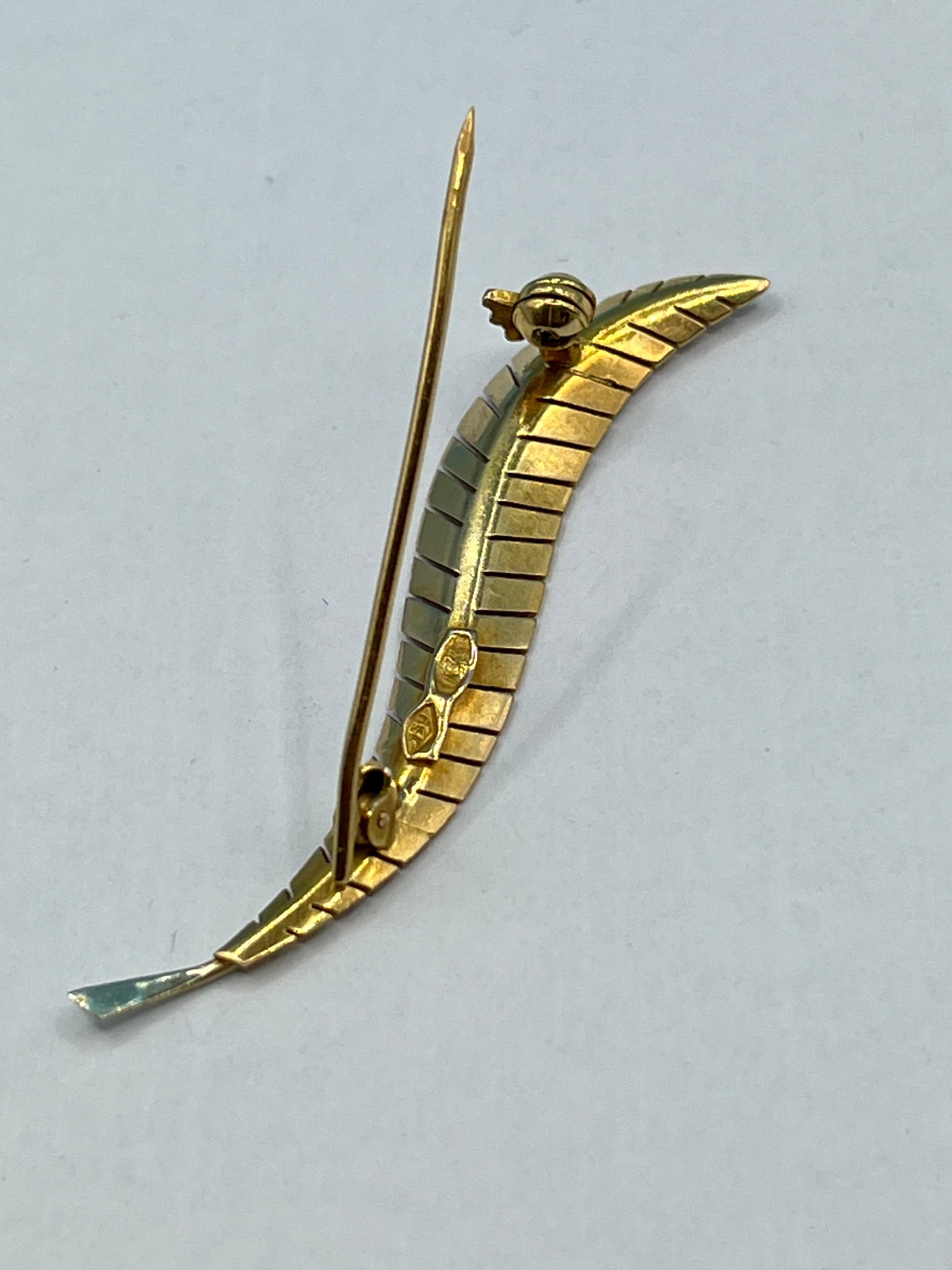 Autre Art déco italien en or jaune et blanc 18 carats  Broche, années 1940 en vente
