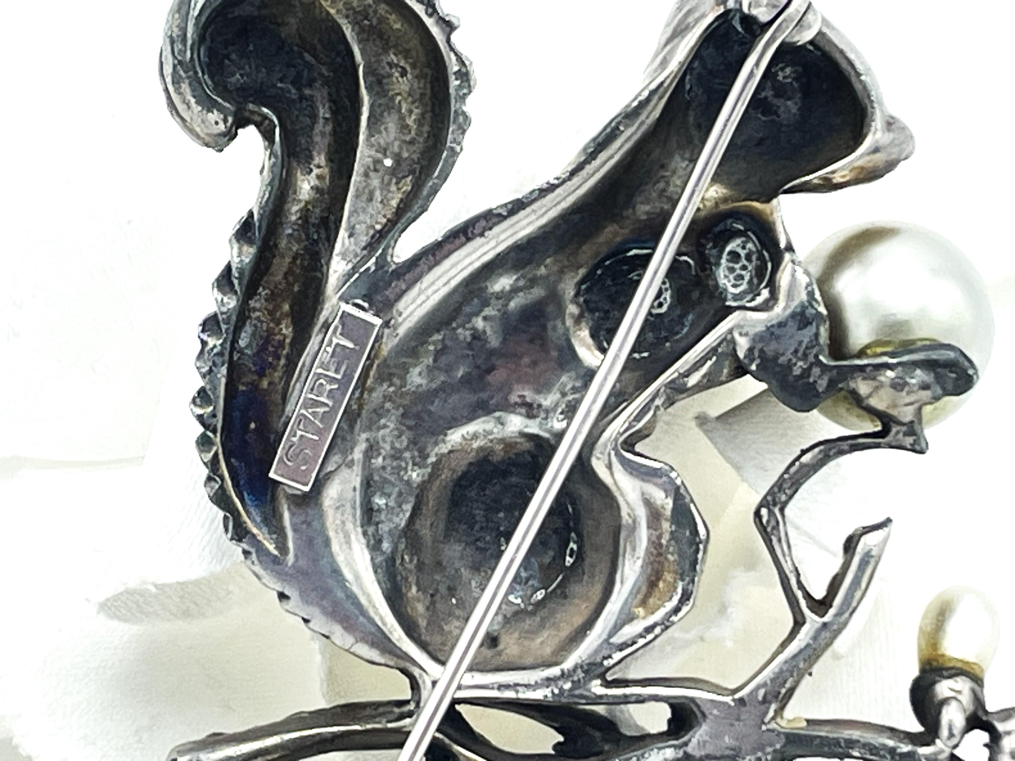 Brooch in the form of a squirrel by STARET, rhinstones and pearls, 1940 USA For Sale 1