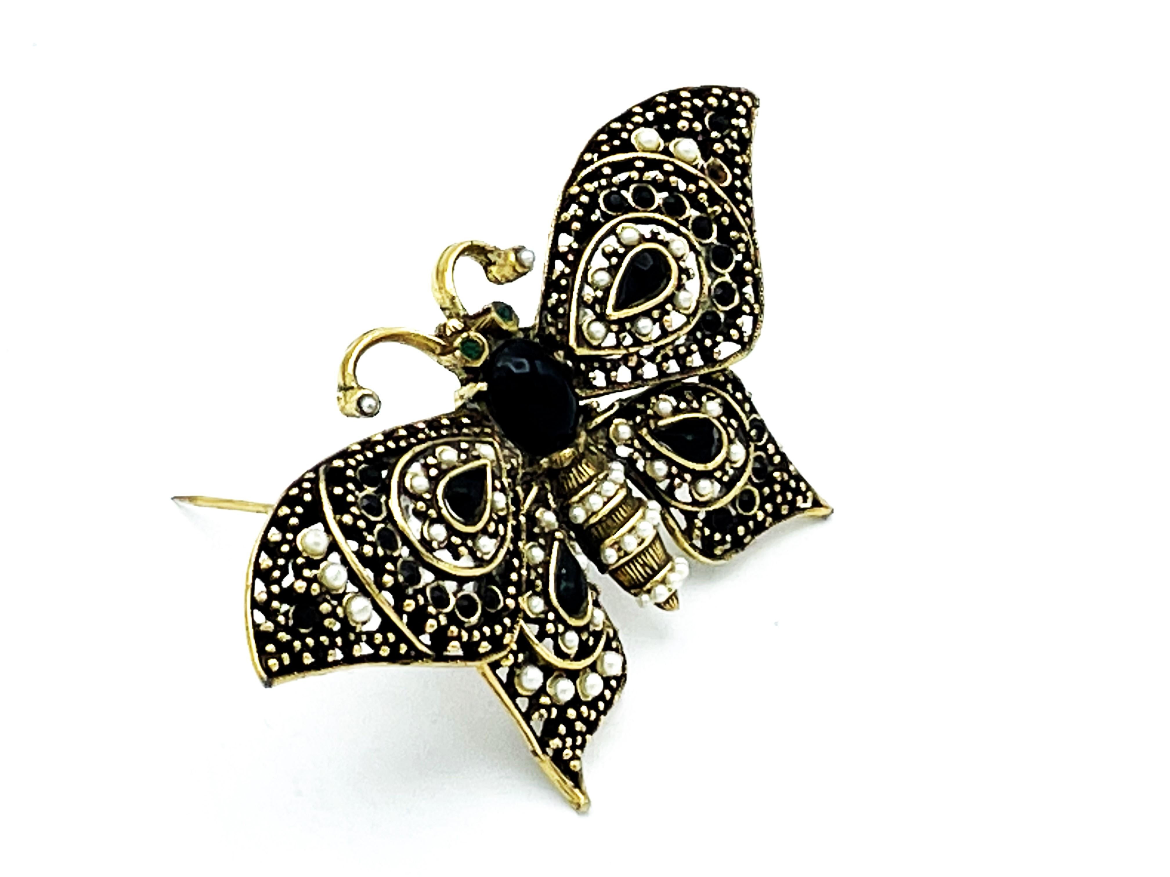  Brooch in the shape of a butterfly with moving wings by Pauline Rader USA, 1950 For Sale 1