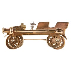 Brooch of a Vintage Motor Car in 18 Karat Gold and Platinum, French, circa 1890