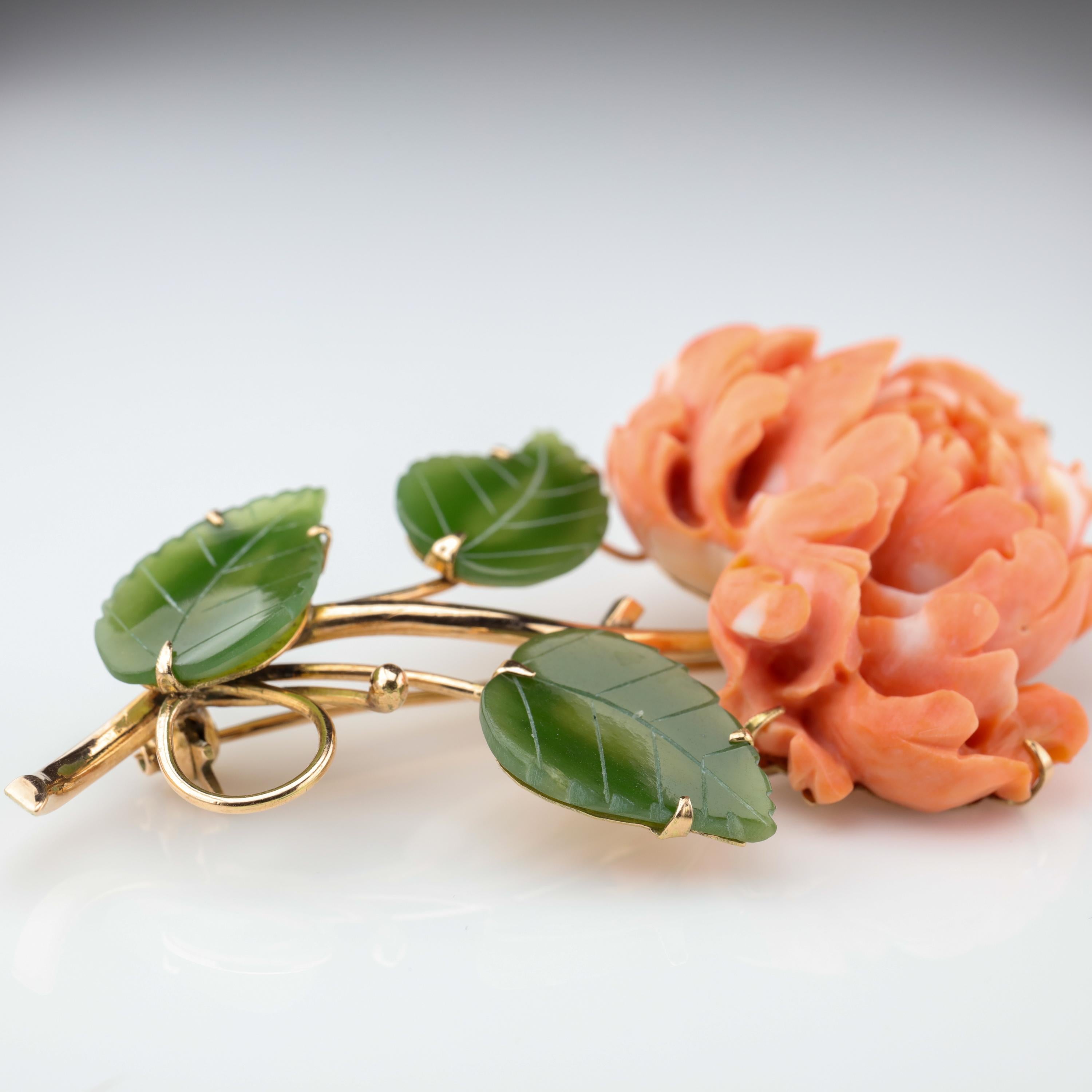 Brooch of Coral and Jade Depicting Chrysanthemum Blossom and Leaves 1