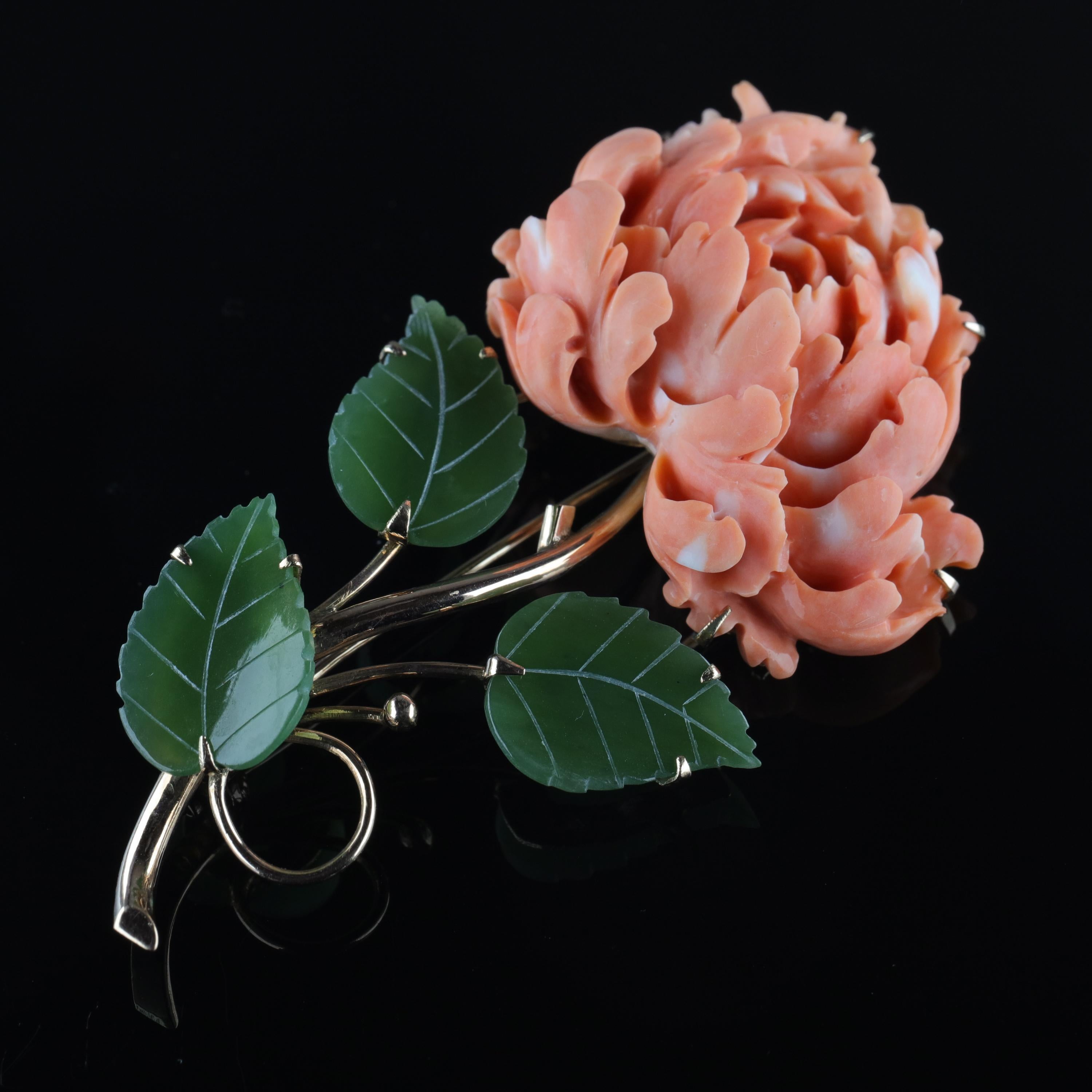 Brooch of Coral and Jade Depicting Chrysanthemum Blossom and Leaves 2