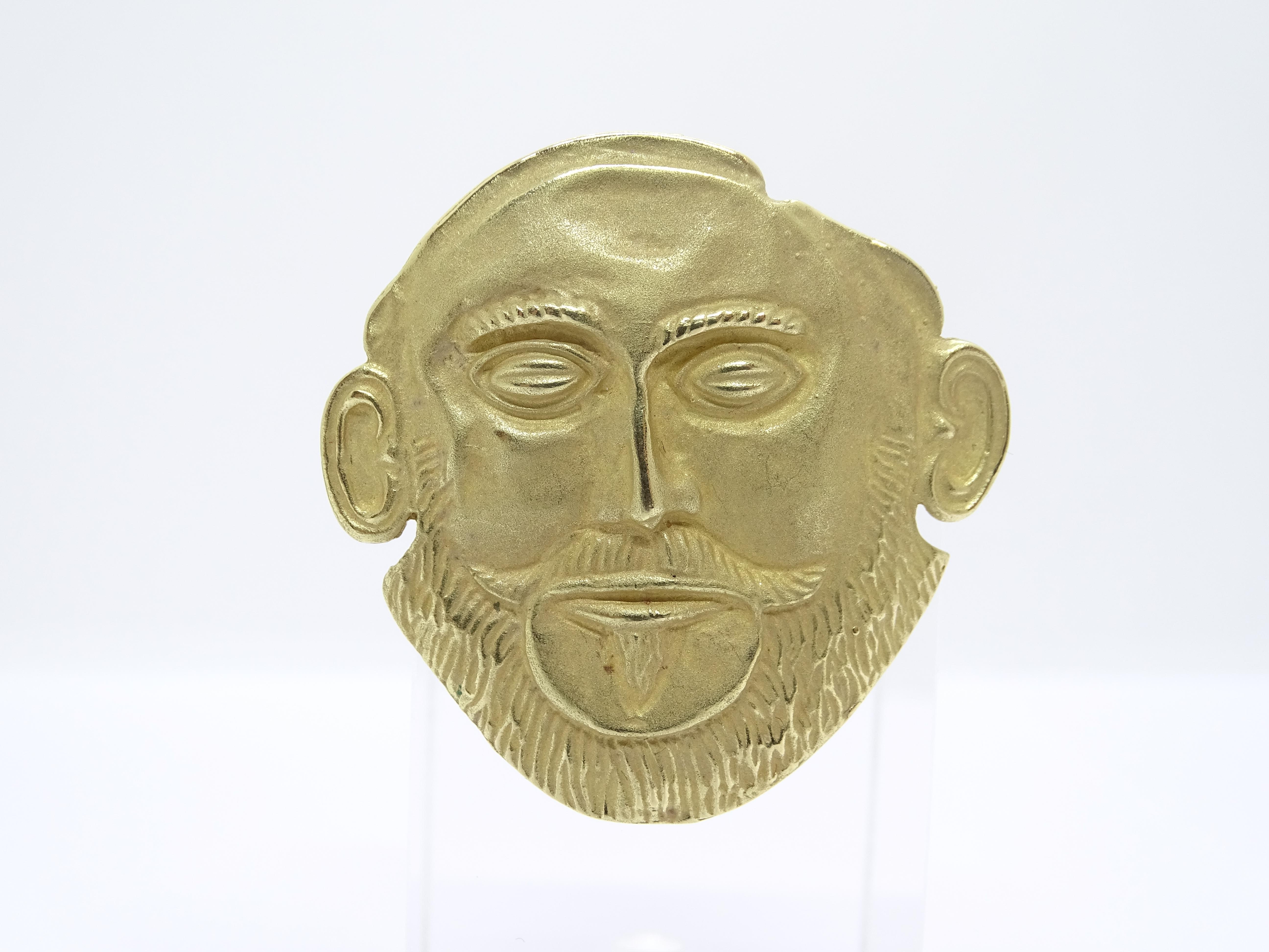 Broche/pendentif Masque d'Agamemnon, or 18 carats, années 90 en vente 6