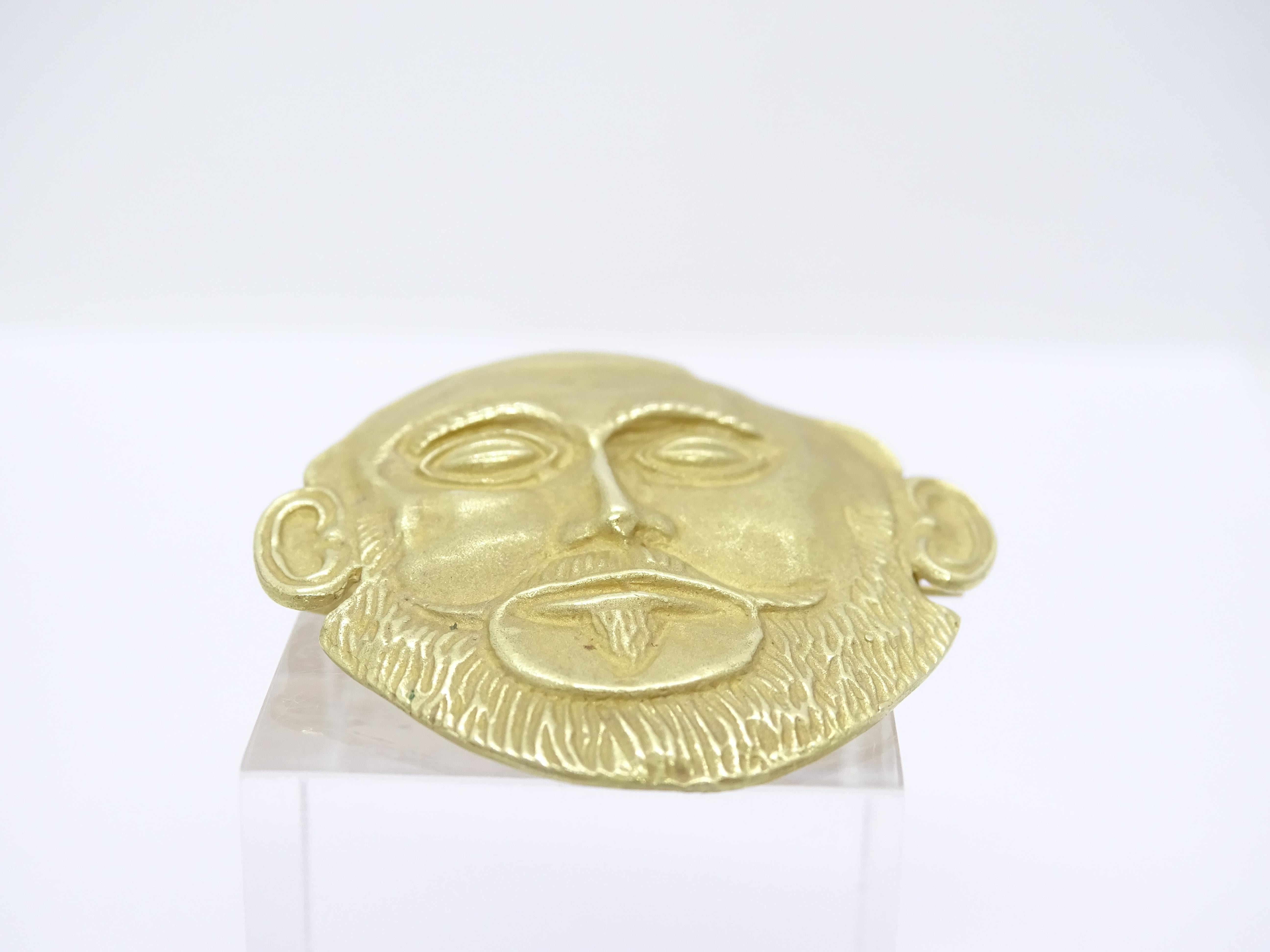 Broche/pendentif Masque d'Agamemnon, or 18 carats, années 90 en vente 15