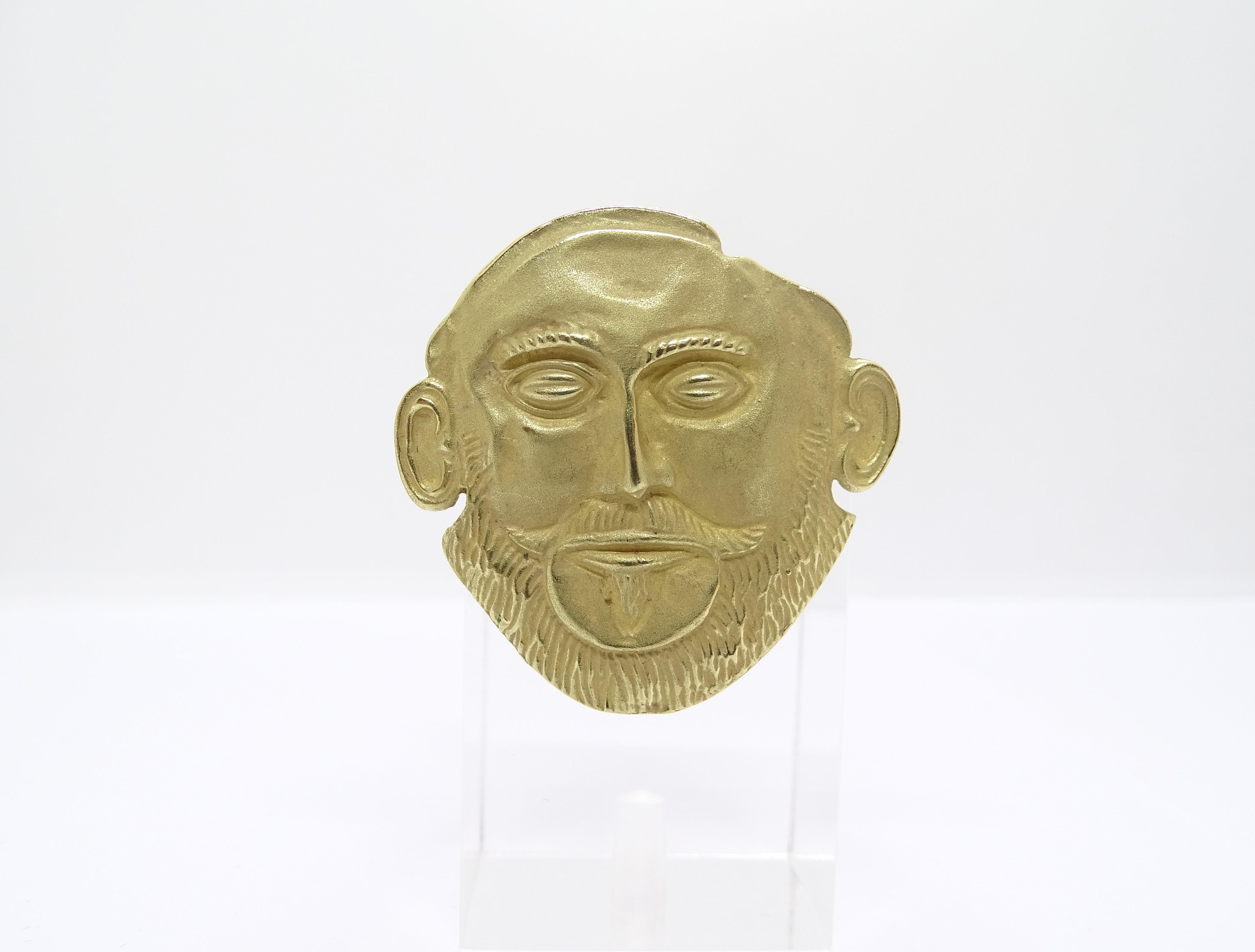 Broche/pendentif Masque d'Agamemnon, or 18 carats, années 90 en vente 3