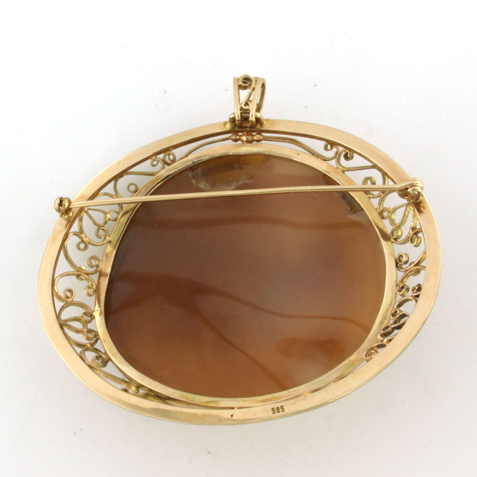Women's Brooch/Pendant set with cameo 14k yellow gold  For Sale