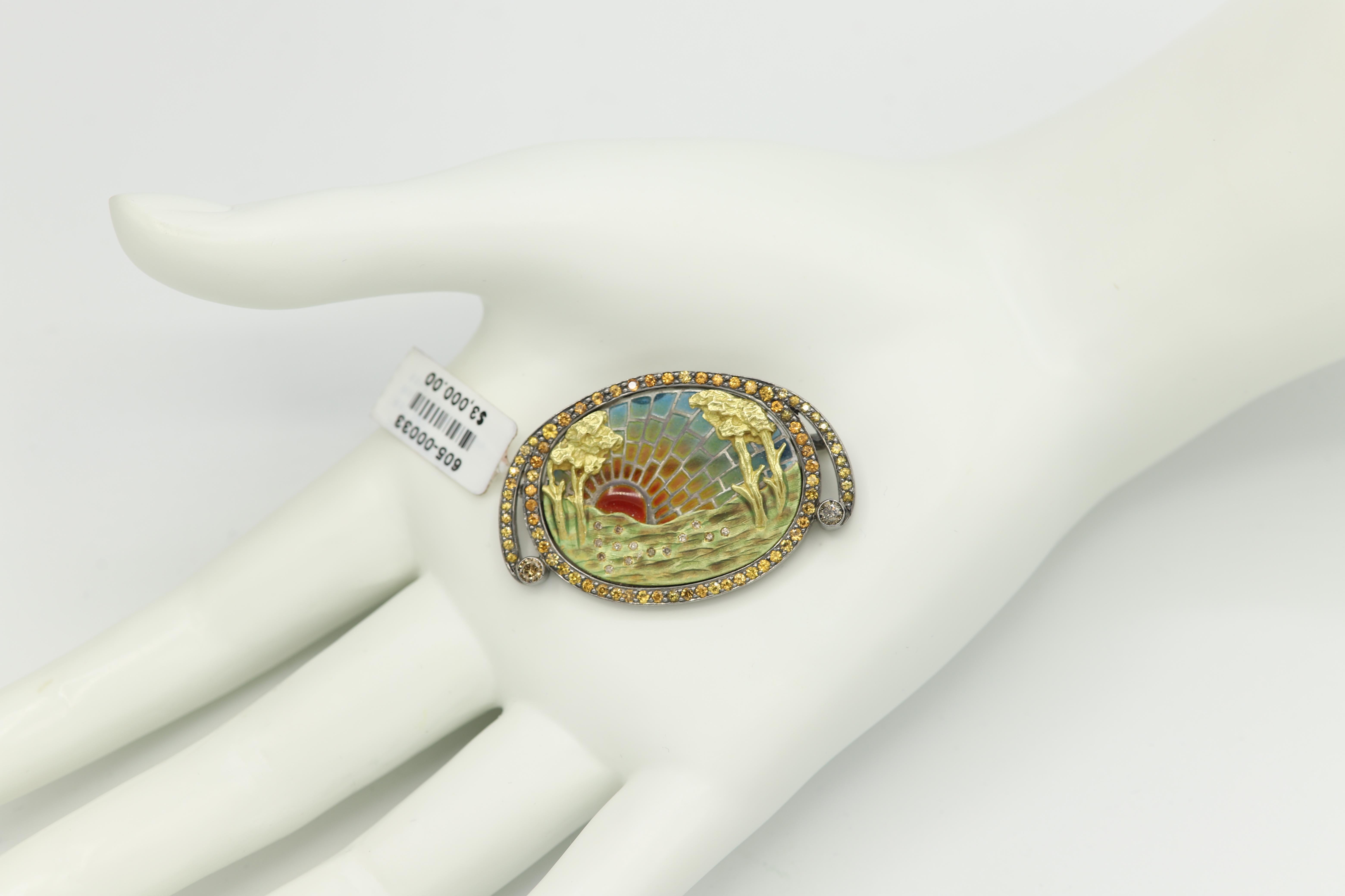 Taille ronde Collier à broche en or 18 carats, argent, saphirs, émail et diamants en vente