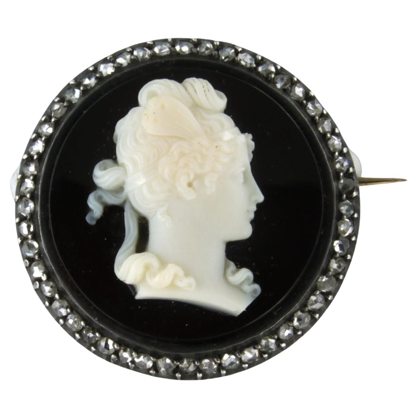 Brooch set with cameo and diamonds 18k yellow gold and silver For Sale