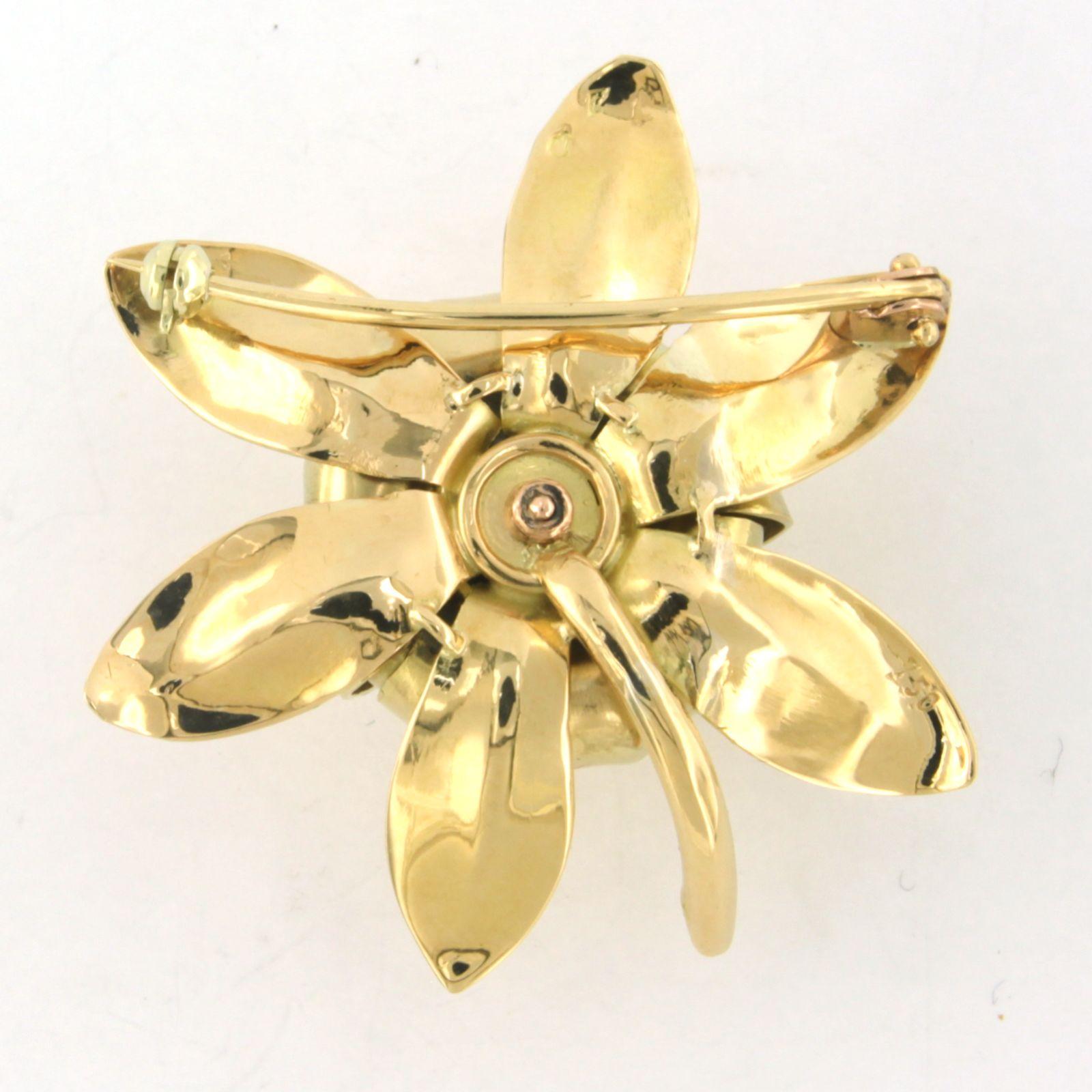 Brooch set with diamonds 18k bicolour gold For Sale 1