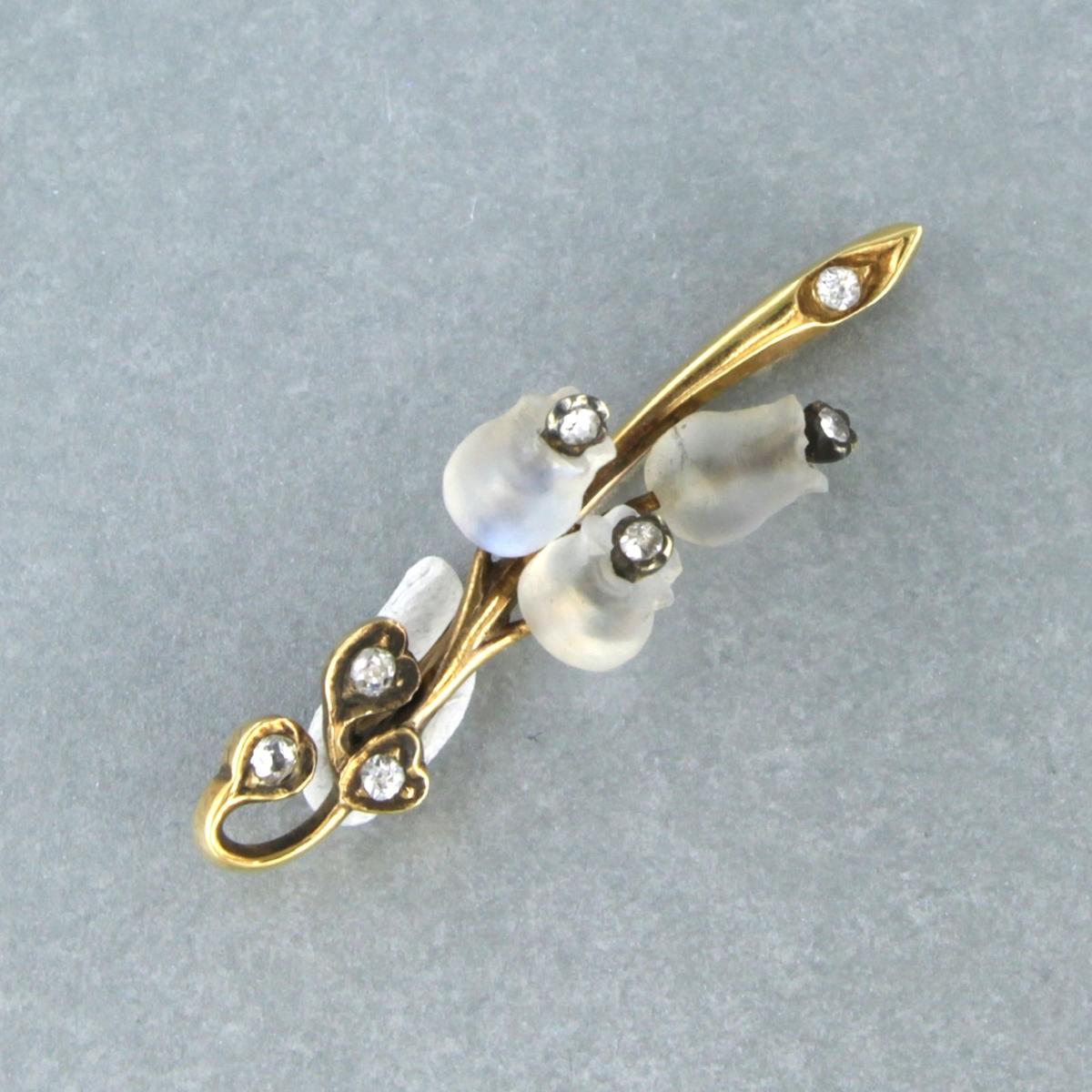 Single Cut Brooch set with moonstone and diamonds 18k yellow gold For Sale