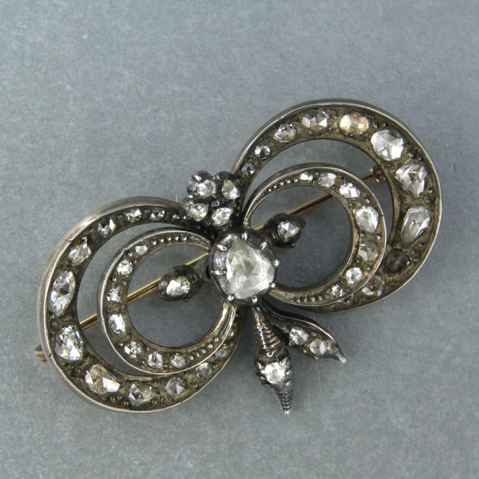 Brooch set with rose cut diamonds up to 2.00ct 14k yellow gold and silver In Excellent Condition For Sale In The Hague, ZH