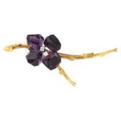Brooch with amethyst and brilliant cut diamonds up to 0.10ct 18k gold 18.5 gram