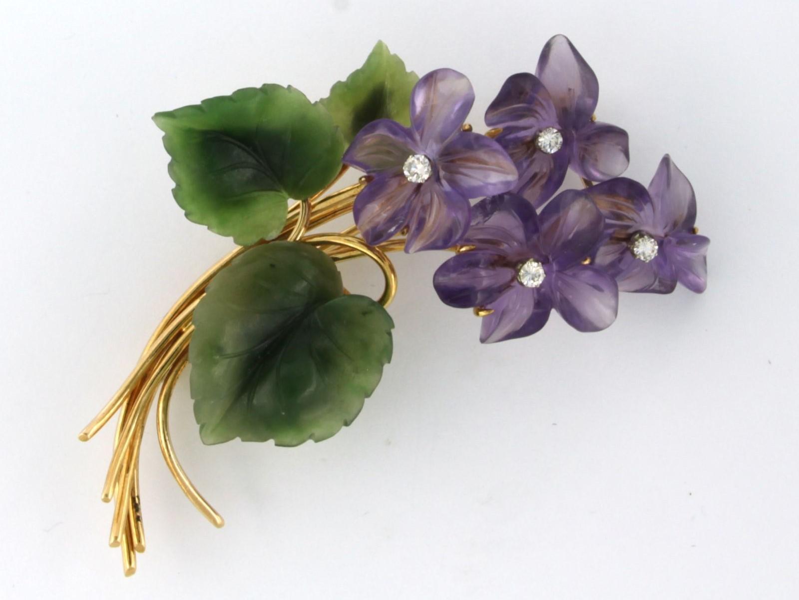 Brooch with Amethyst, Jade and diamonds 18k gold In Good Condition In The Hague, ZH