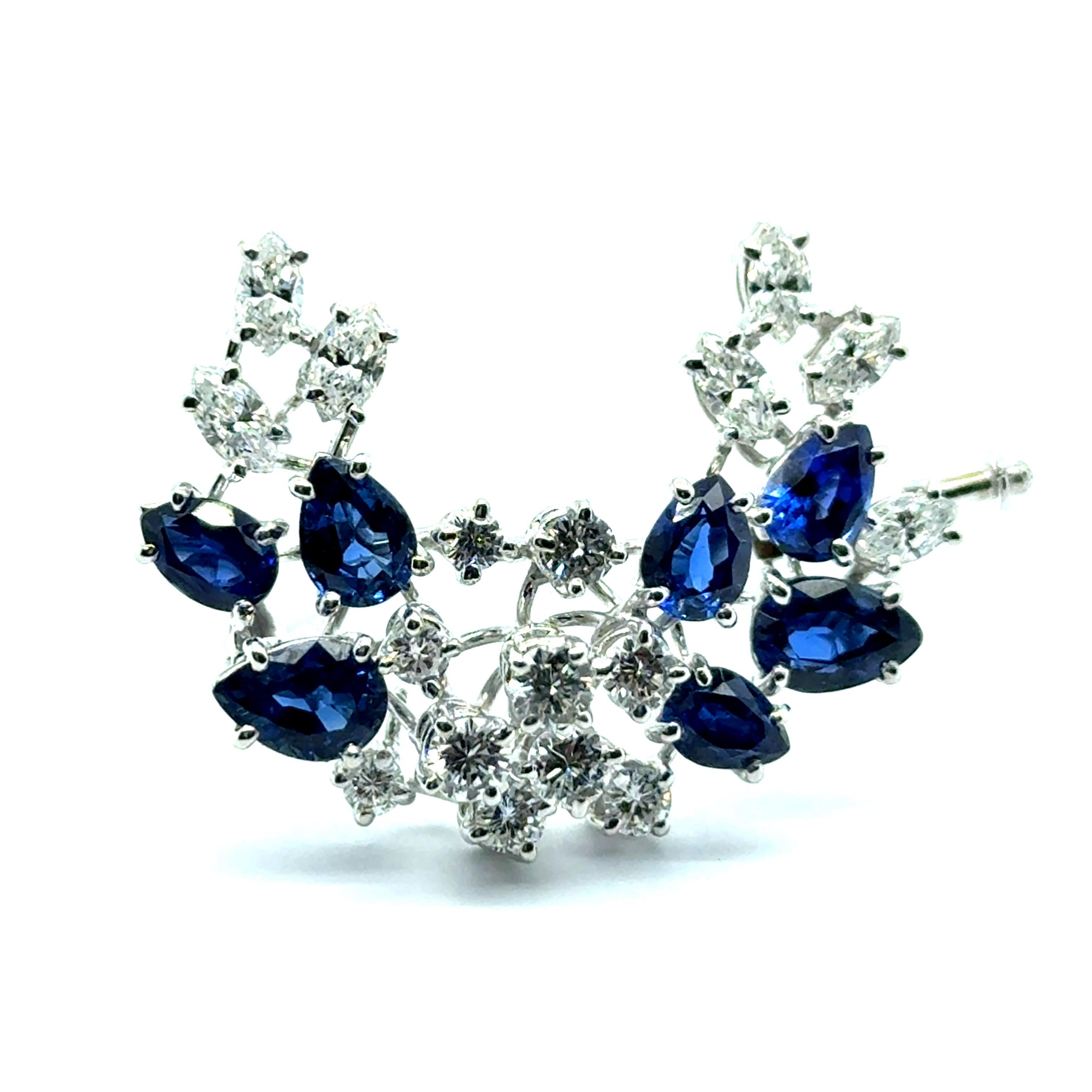 Brooch with Blue Sapphires and Diamonds in 18 Karat White Gold For Sale 6