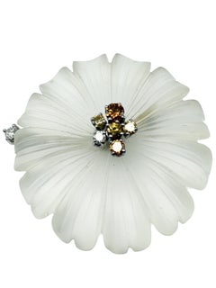 Brooch with Diamonds in 18K White Gold