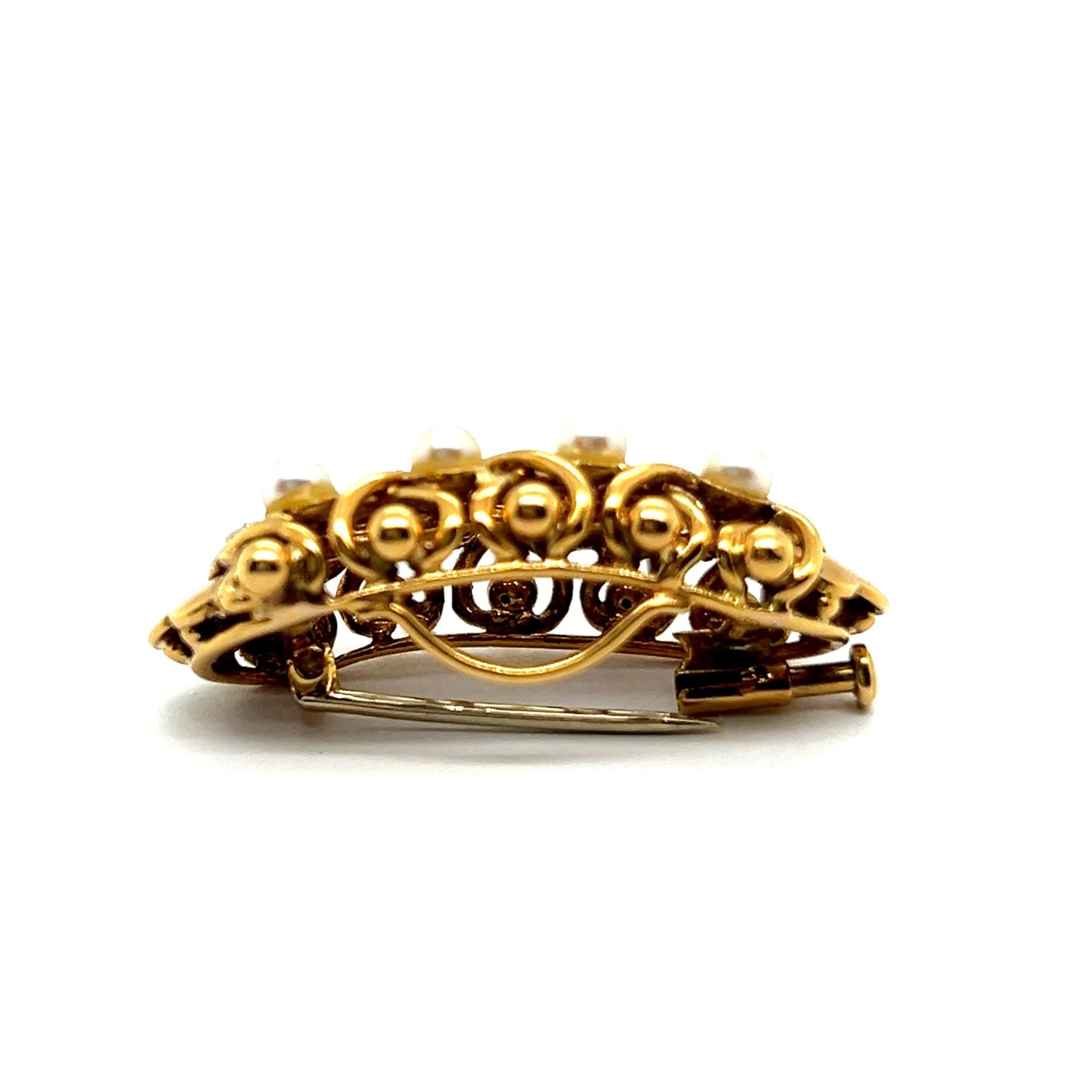 Brooch with Diamonds & Pearls in 18 Karat Gold by Gübelin For Sale 4