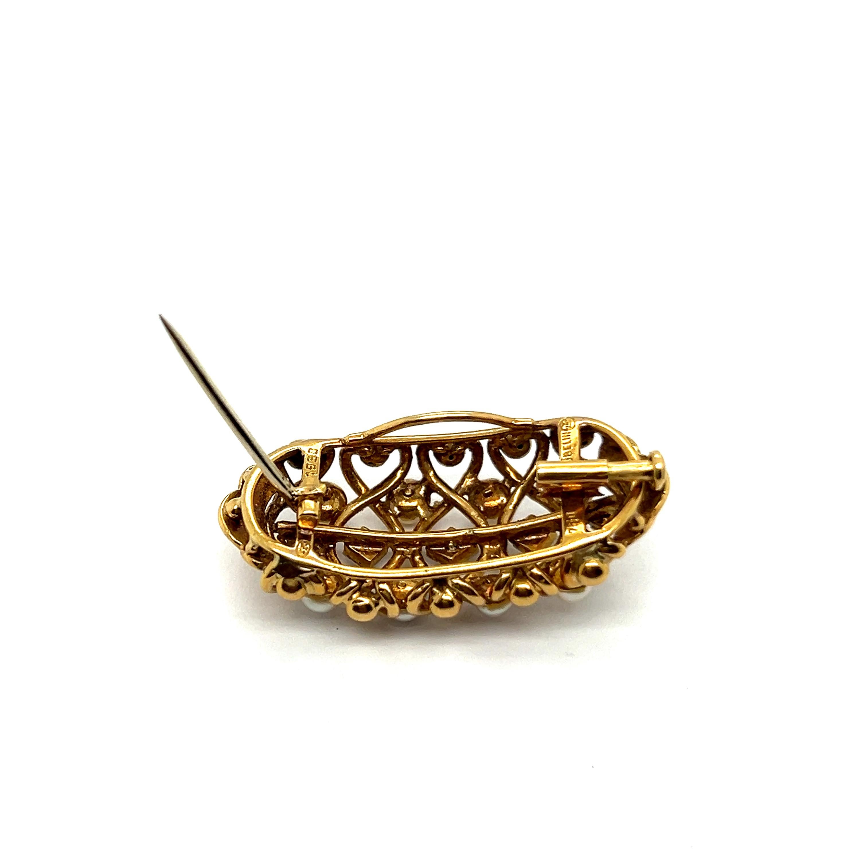 Women's or Men's Brooch with Diamonds & Pearls in 18 Karat Gold by Gübelin For Sale