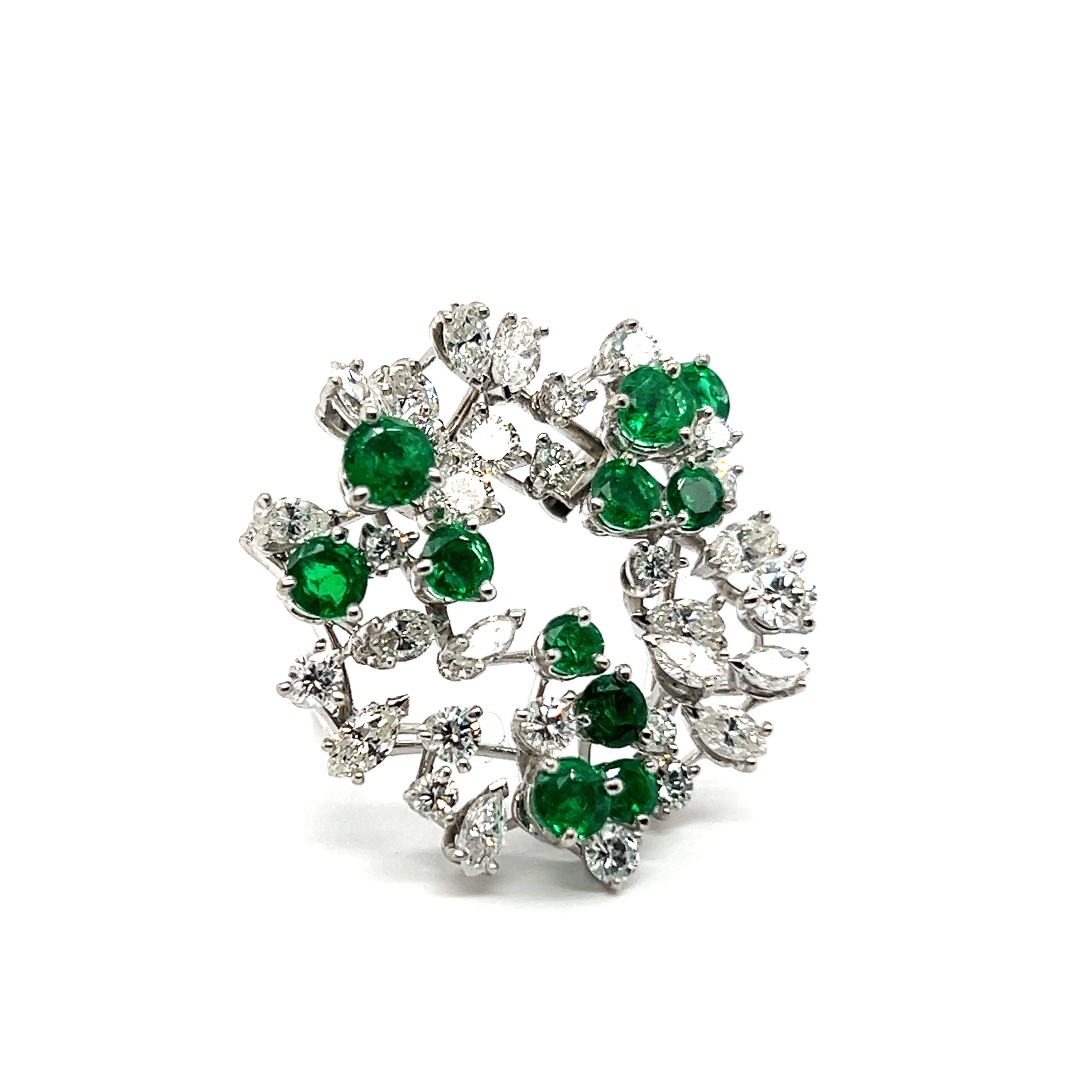 Round Cut Brooch with Emeralds & Diamonds in 18 Karat White Gold by Meister For Sale