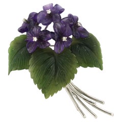 Brooch with jade, amethyst and single cut diamonds 18k white gold