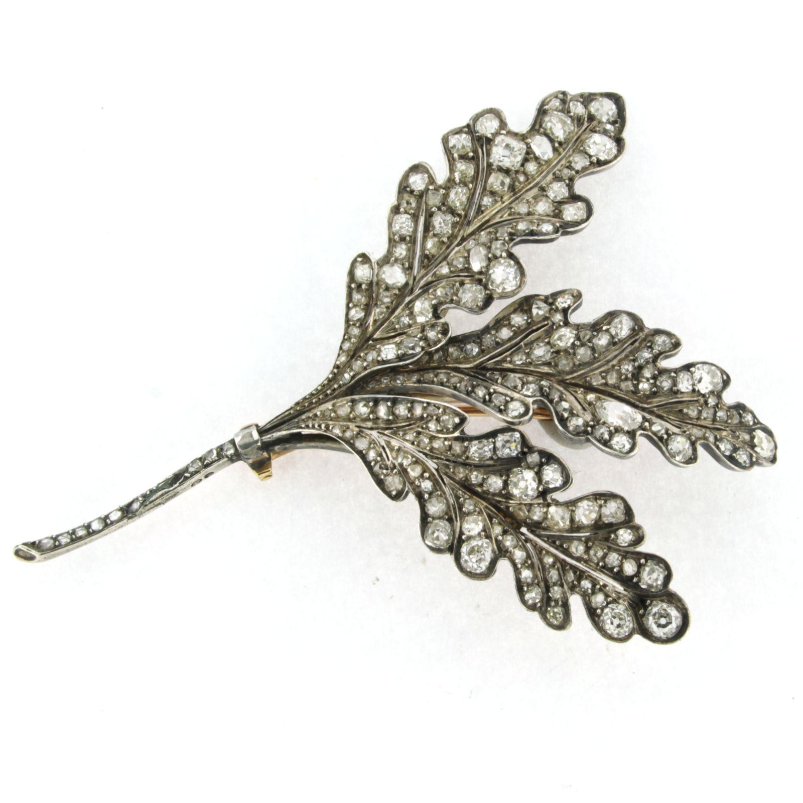 Women's Brooch with old mine cut diamonds up to 8.00ct 18k pink gold and silver For Sale