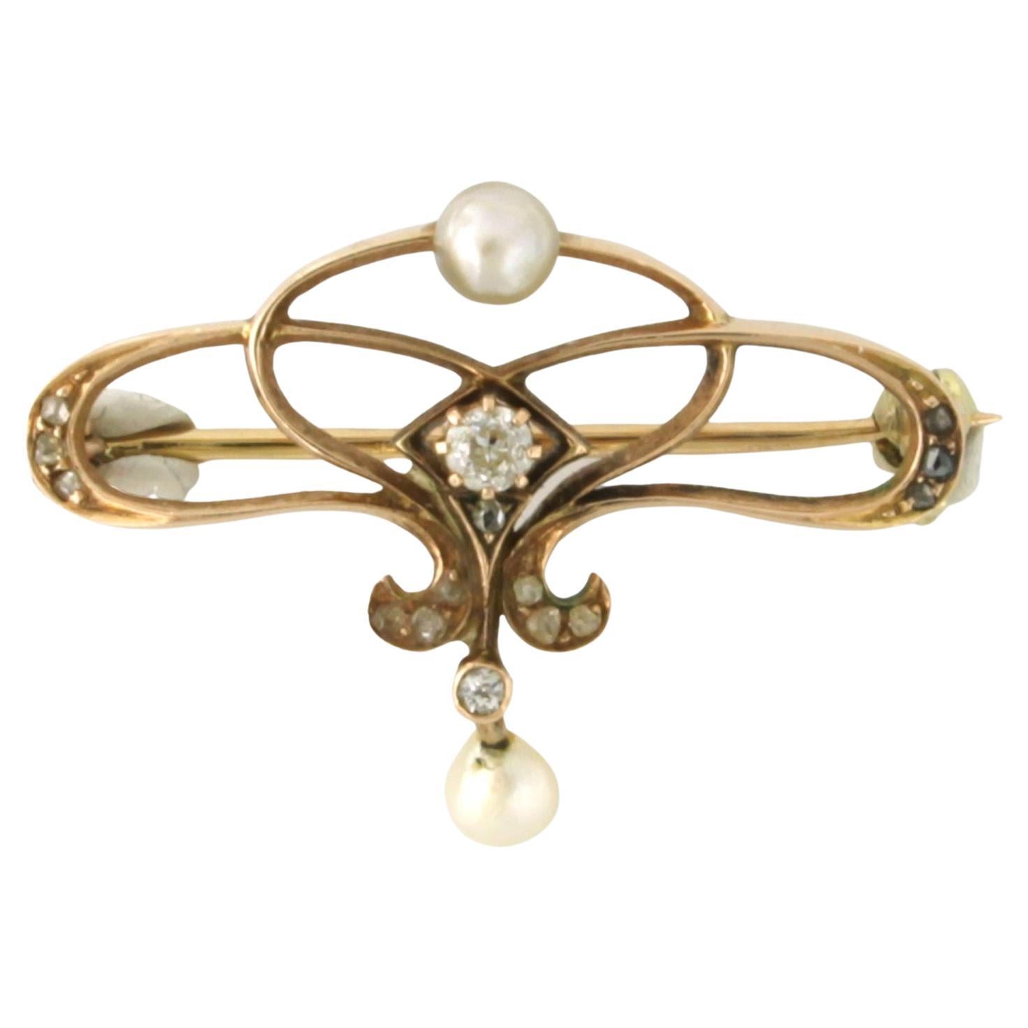 Tres Chic Tie Brooch With Pearls