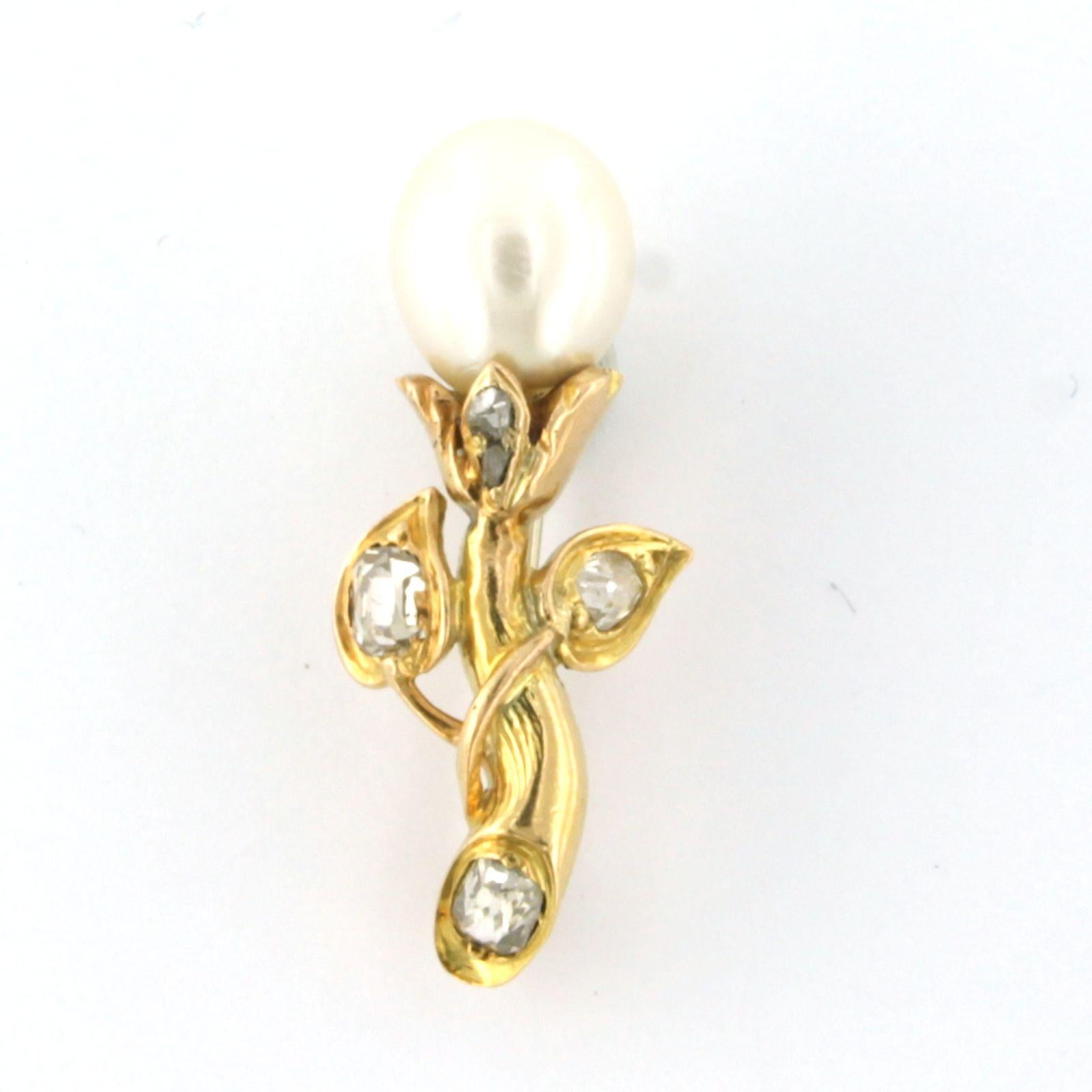 Broche avec perle et diamants taille ancienne jusqu'à 0,50ct 3,6 grammes Or 18k Pour femmes en vente