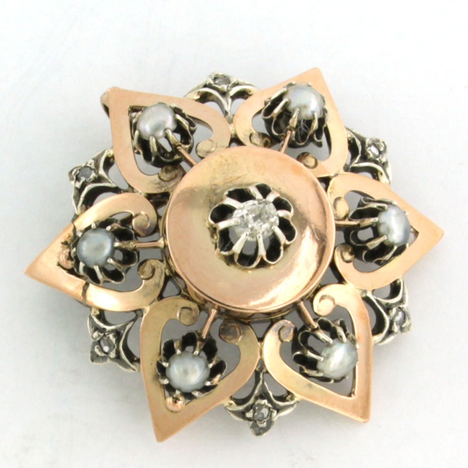 Women's Brooch with pearls and diamonds up to 0.15ct 14k pink gold and silver For Sale