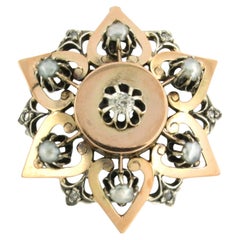 Spilla con perle e diamanti fino a 0,15ct in oro rosa 14k e argento