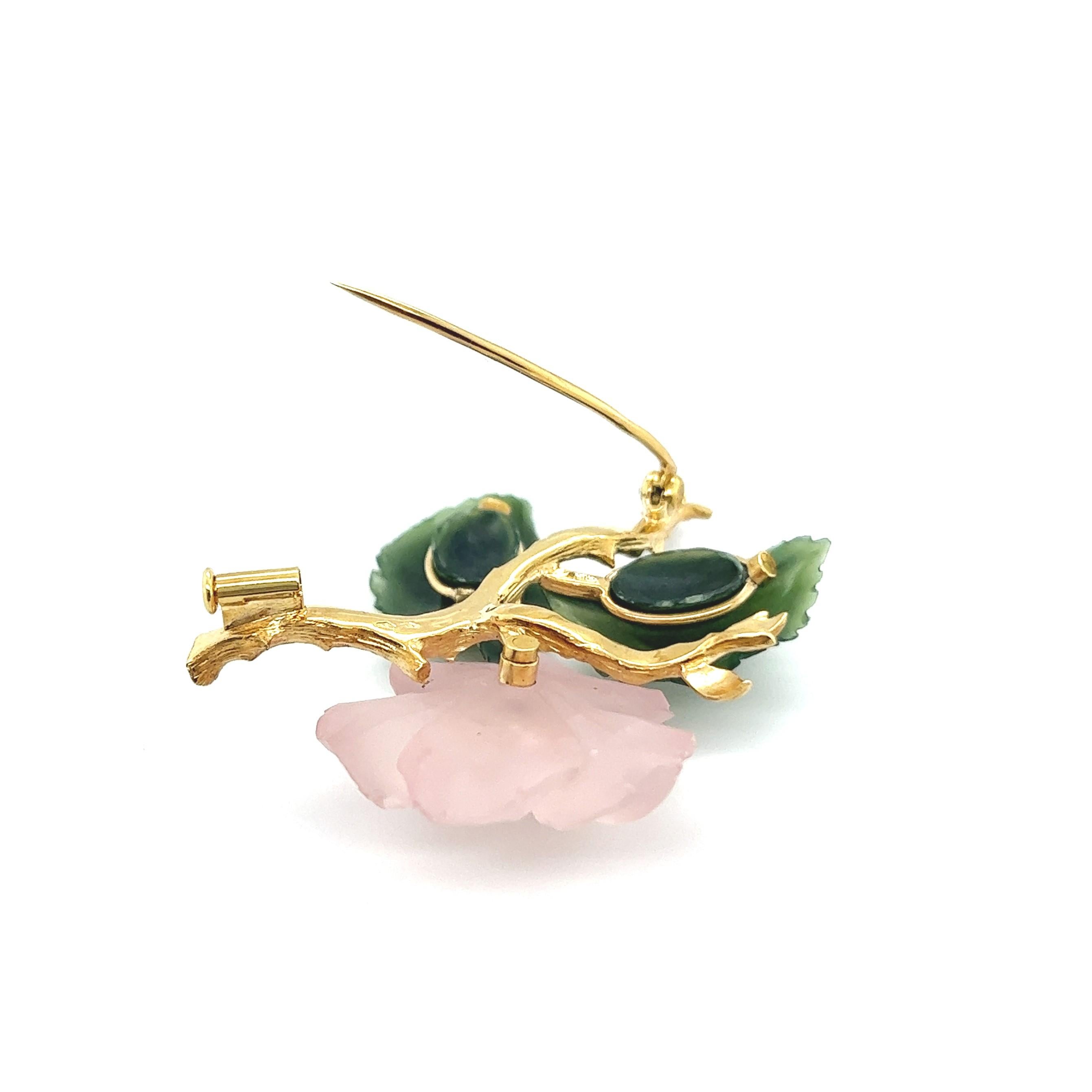 Brooch with Rose Quartz & Nephrite in 18 Karat Yellow Gold by Paltscho For Sale 3