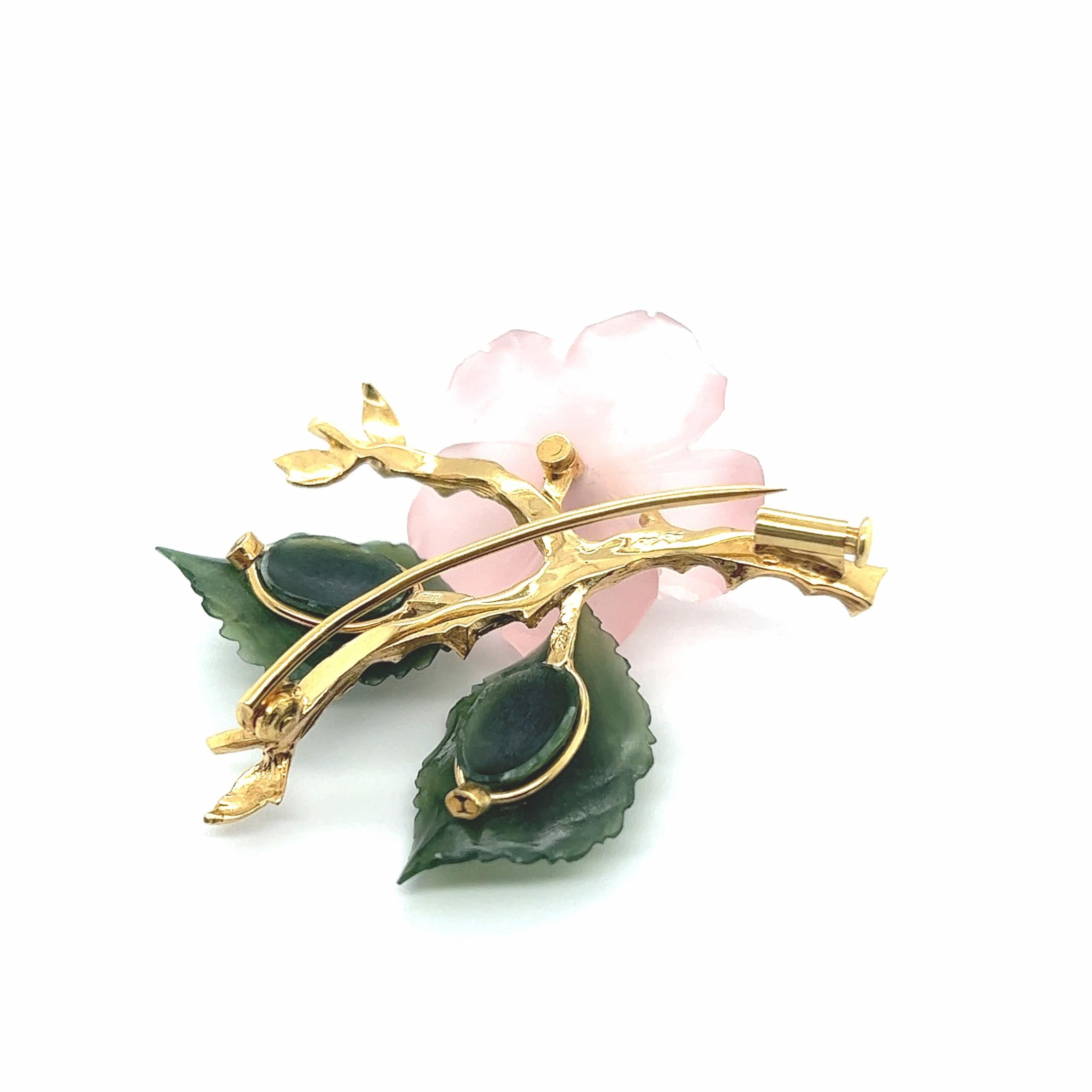 Brooch with Rose Quartz & Nephrite in 18 Karat Yellow Gold by Paltscho For Sale 5