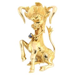 Brooch with Sapphire in a shape af an donkey 18k yellow gold