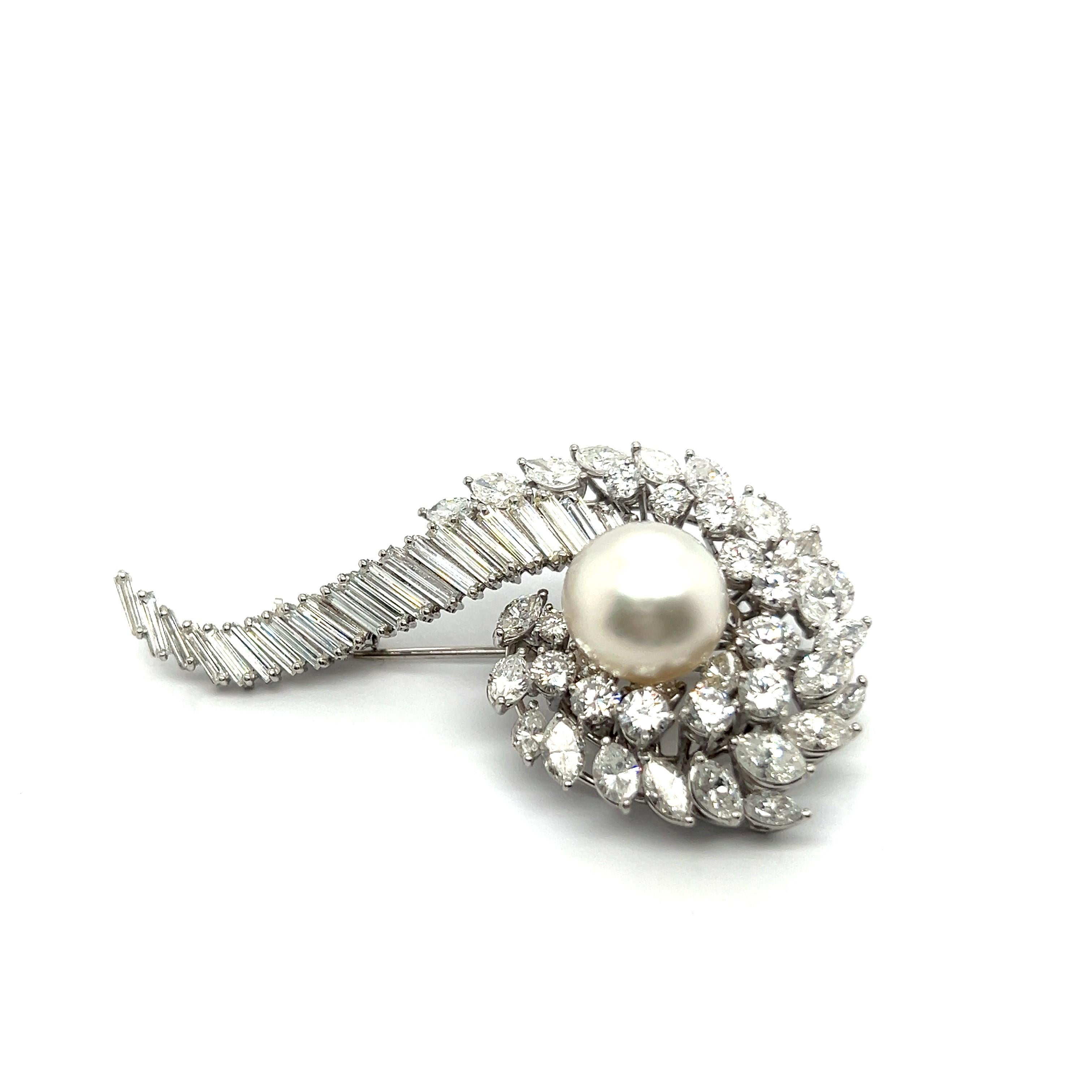Artist Brooch with South Sea Cultural Pearl & Diamonds in 18 Karat White Gold For Sale