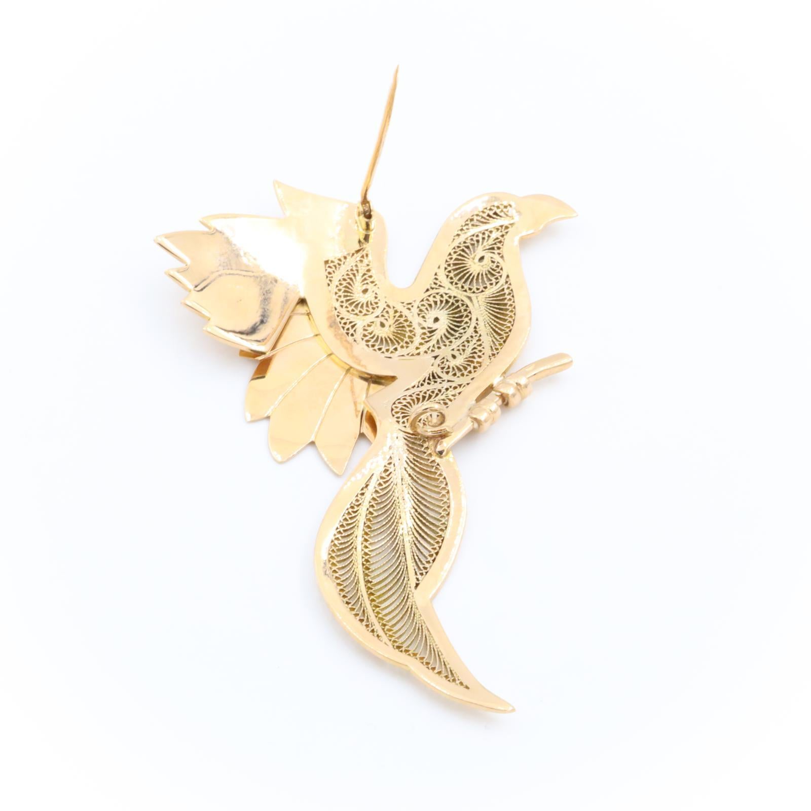 Brooch Yellow Gold In Excellent Condition For Sale In PARIS, FR