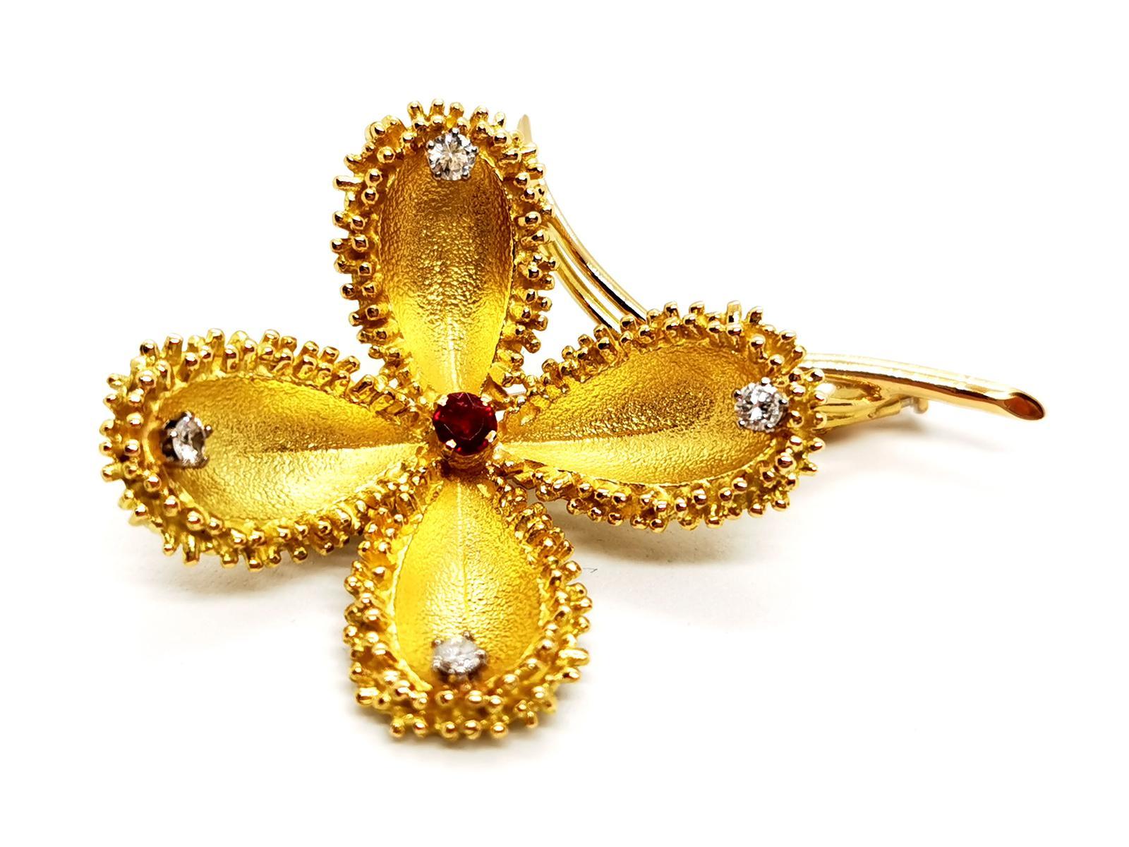 Brooch Yellow Gold Ruby For Sale 1
