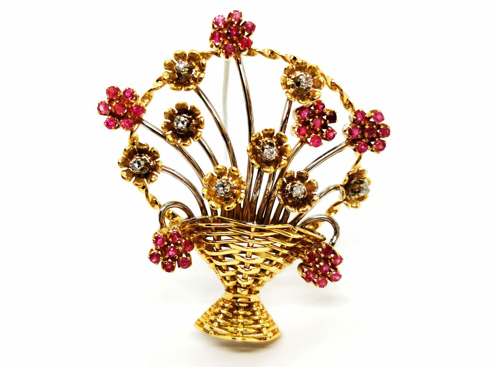 Brooch Yellow Gold Ruby For Sale 1