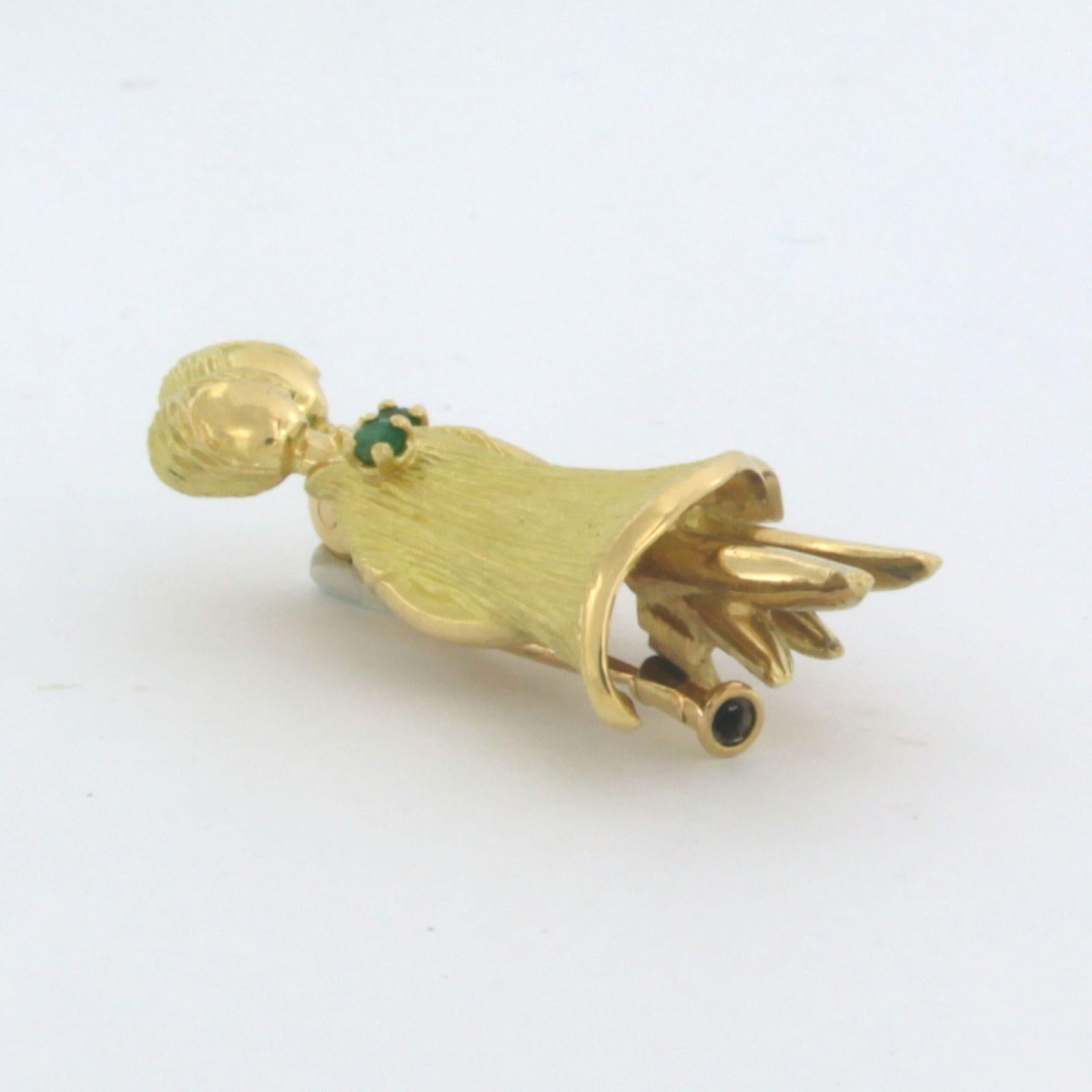 18k yellow gold brooche of two synchron dancing ladies

Detailed description:

The brooche is 4.5 cm long by 1.8 cm wide

weight 9.5 grams

Set with

- 2 x 1.7 mm round facet cut emerald

color green
clarity VS/SI
Gemstones are often treated to